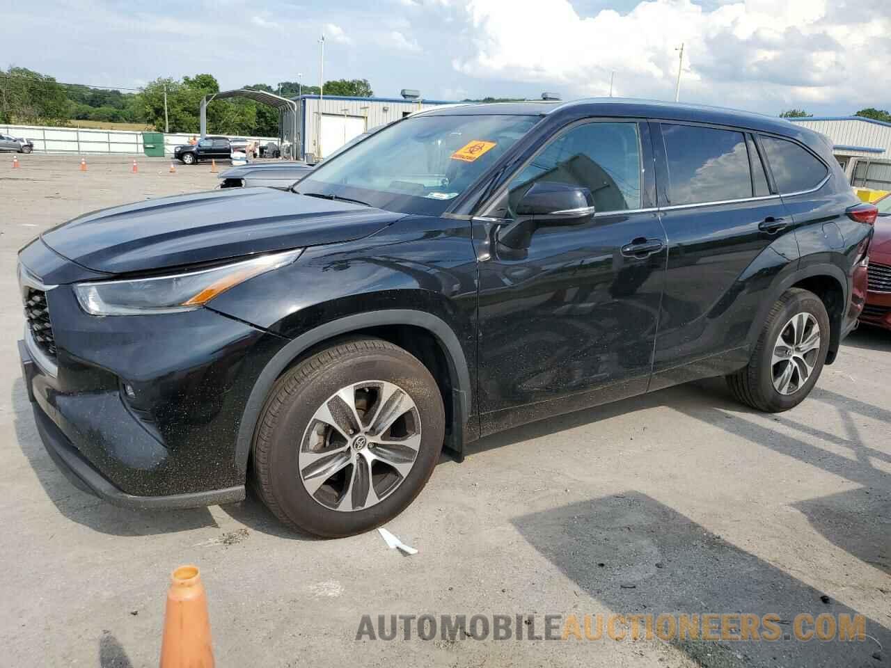 5TDGZRBH0MS060679 TOYOTA HIGHLANDER 2021