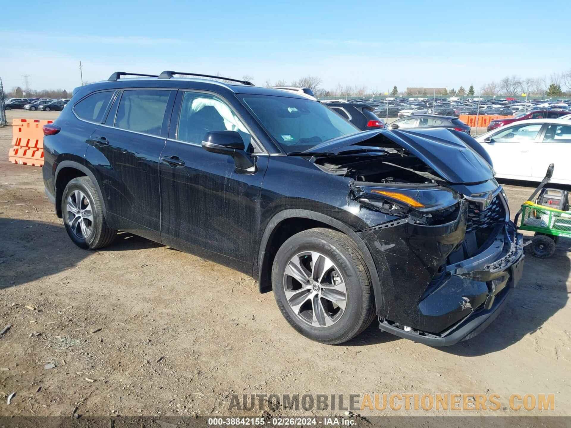 5TDGZRBH0MS106186 TOYOTA HIGHLANDER 2021