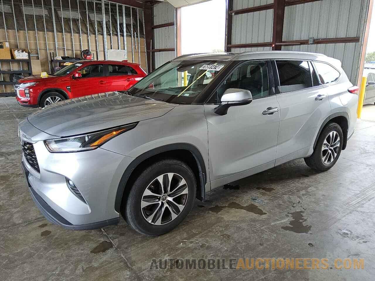 5TDGZRBH0MS549843 TOYOTA HIGHLANDER 2021