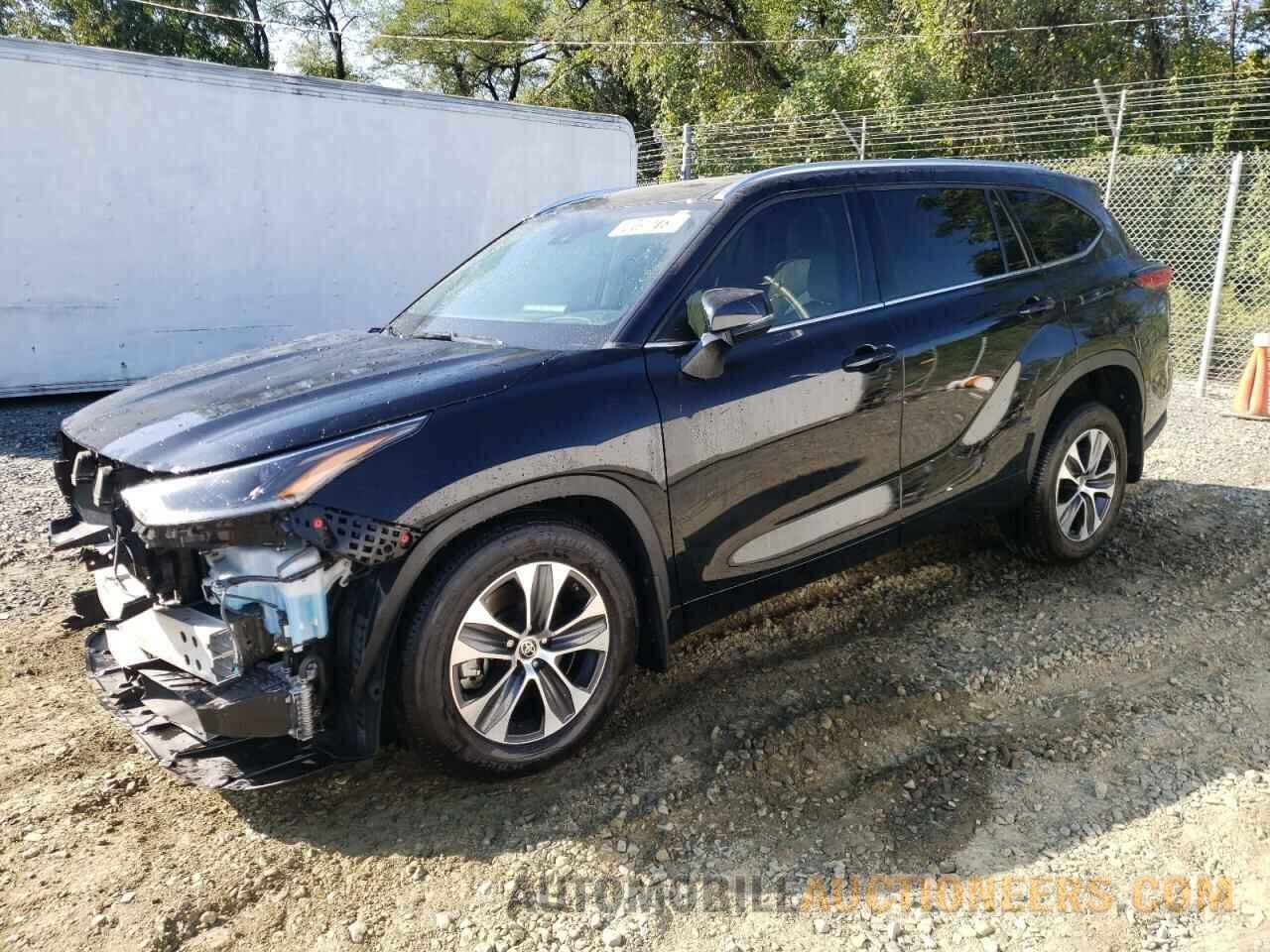 5TDGZRBH0MS557831 TOYOTA HIGHLANDER 2021