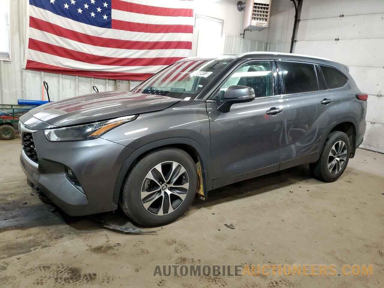 5TDGZRBH0NS181830 TOYOTA HIGHLANDER 2022