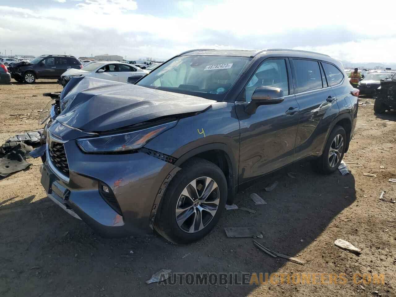 5TDGZRBH0NS211702 TOYOTA HIGHLANDER 2022