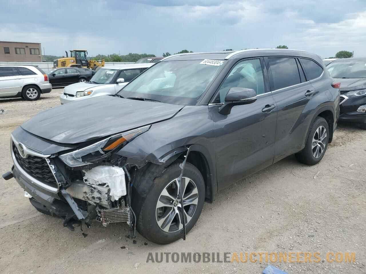 5TDGZRBH0NS212333 TOYOTA HIGHLANDER 2022