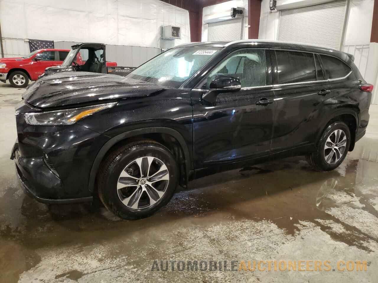 5TDGZRBH0NS212879 TOYOTA HIGHLANDER 2022