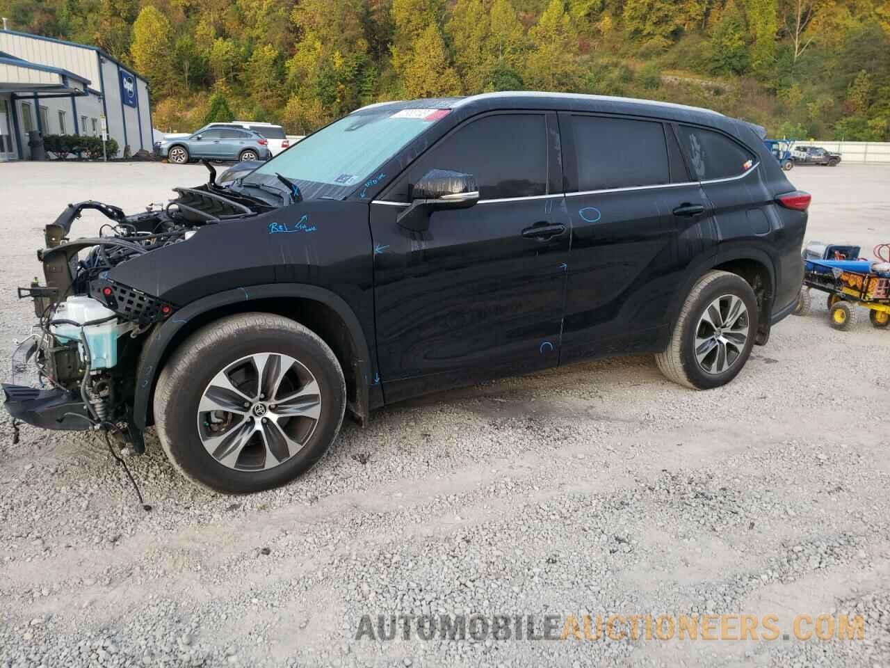 5TDGZRBH0NS226412 TOYOTA HIGHLANDER 2022