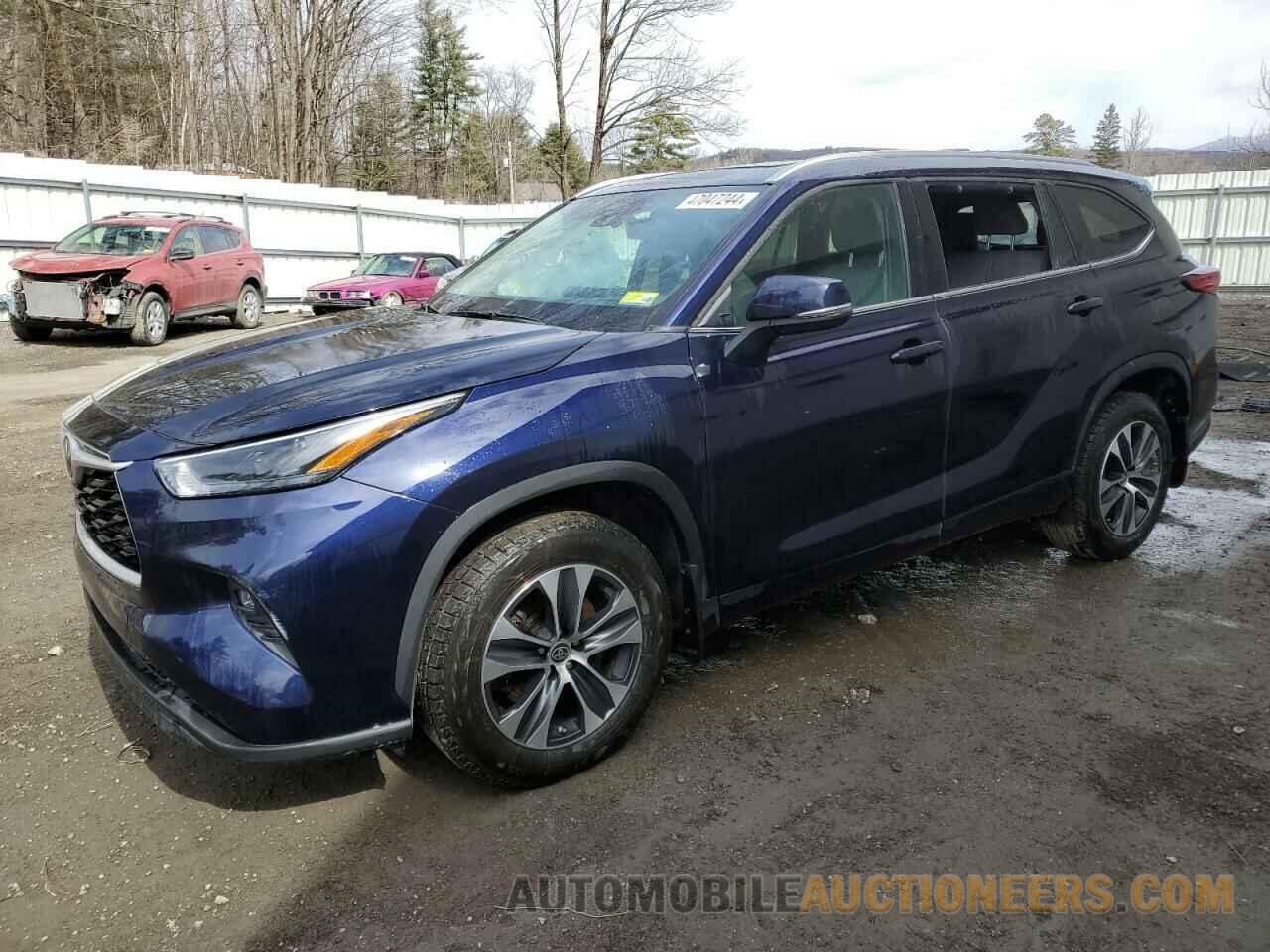 5TDGZRBH0NS249981 TOYOTA HIGHLANDER 2022