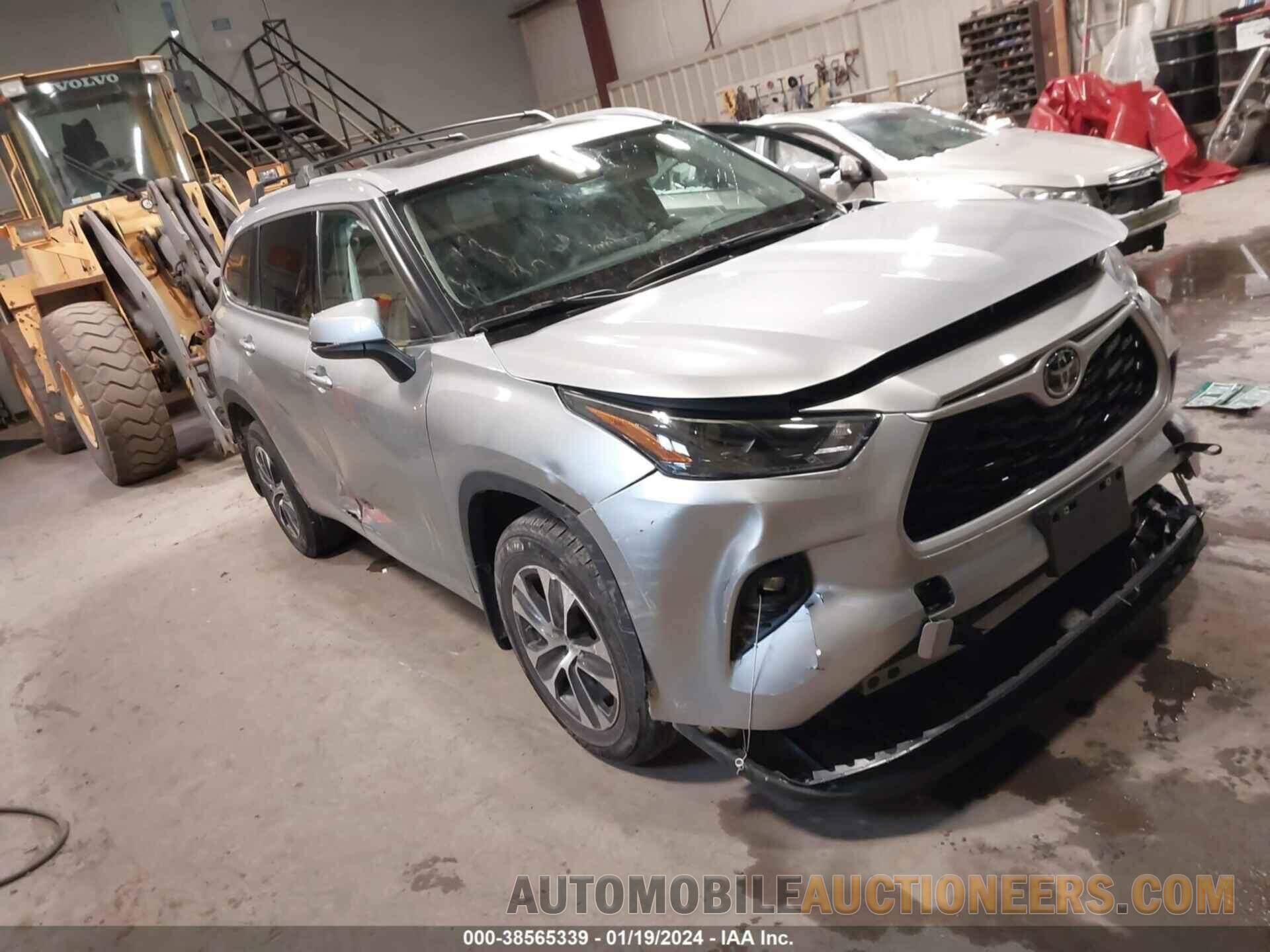 5TDGZRBH0NS593519 TOYOTA HIGHLANDER 2022