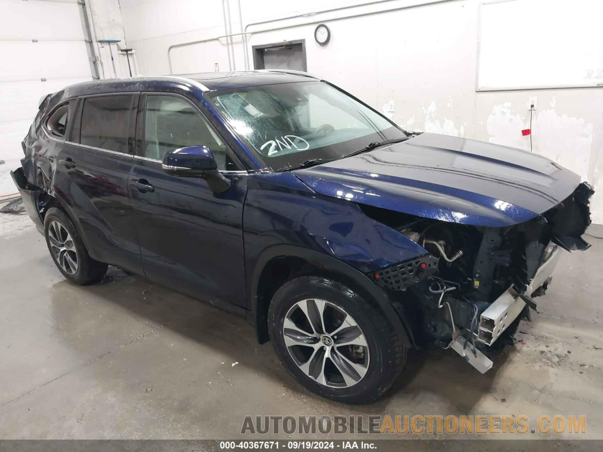 5TDGZRBH1MS112921 TOYOTA HIGHLANDER 2021