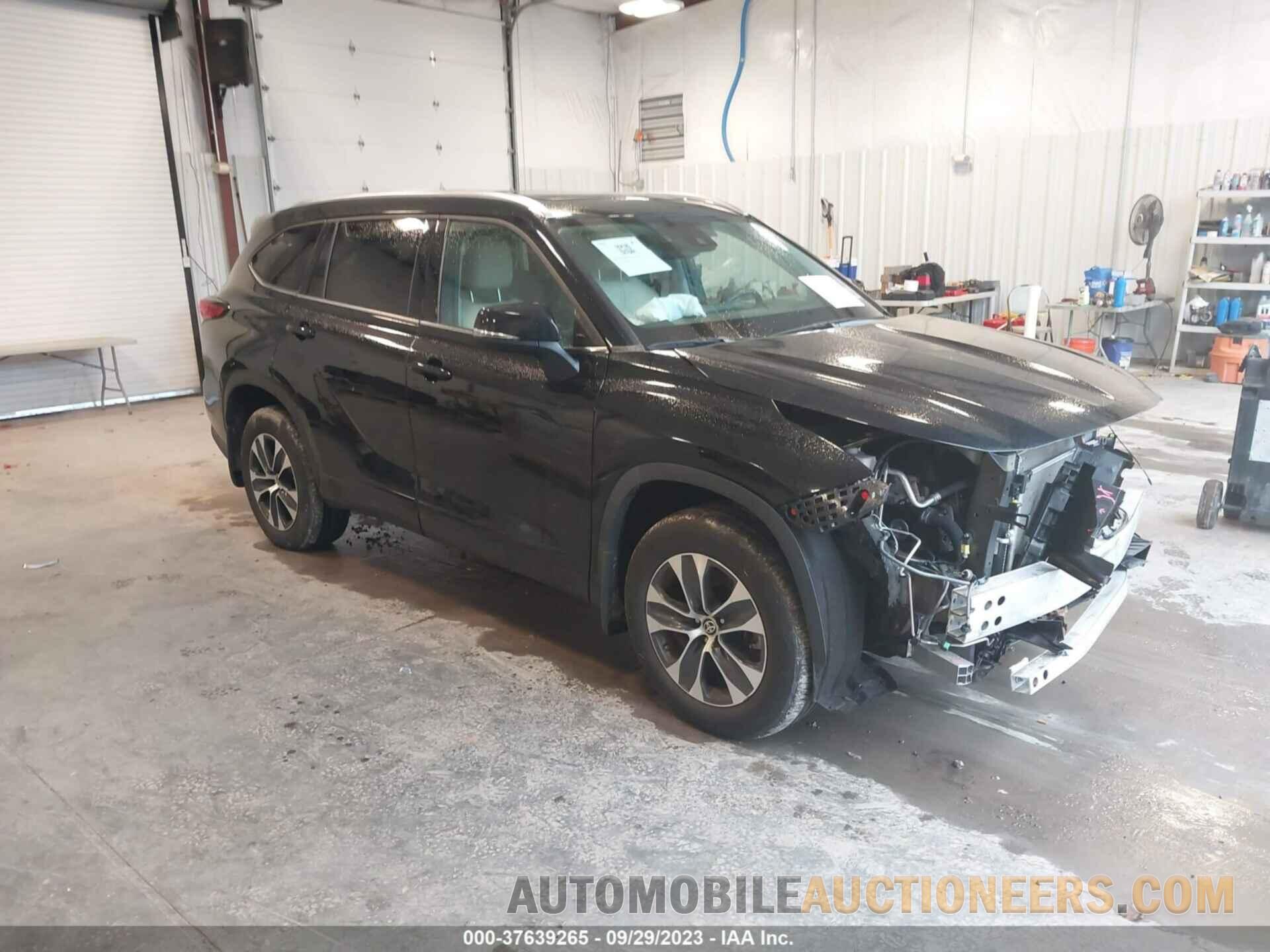 5TDGZRBH1MS136314 TOYOTA HIGHLANDER 2021