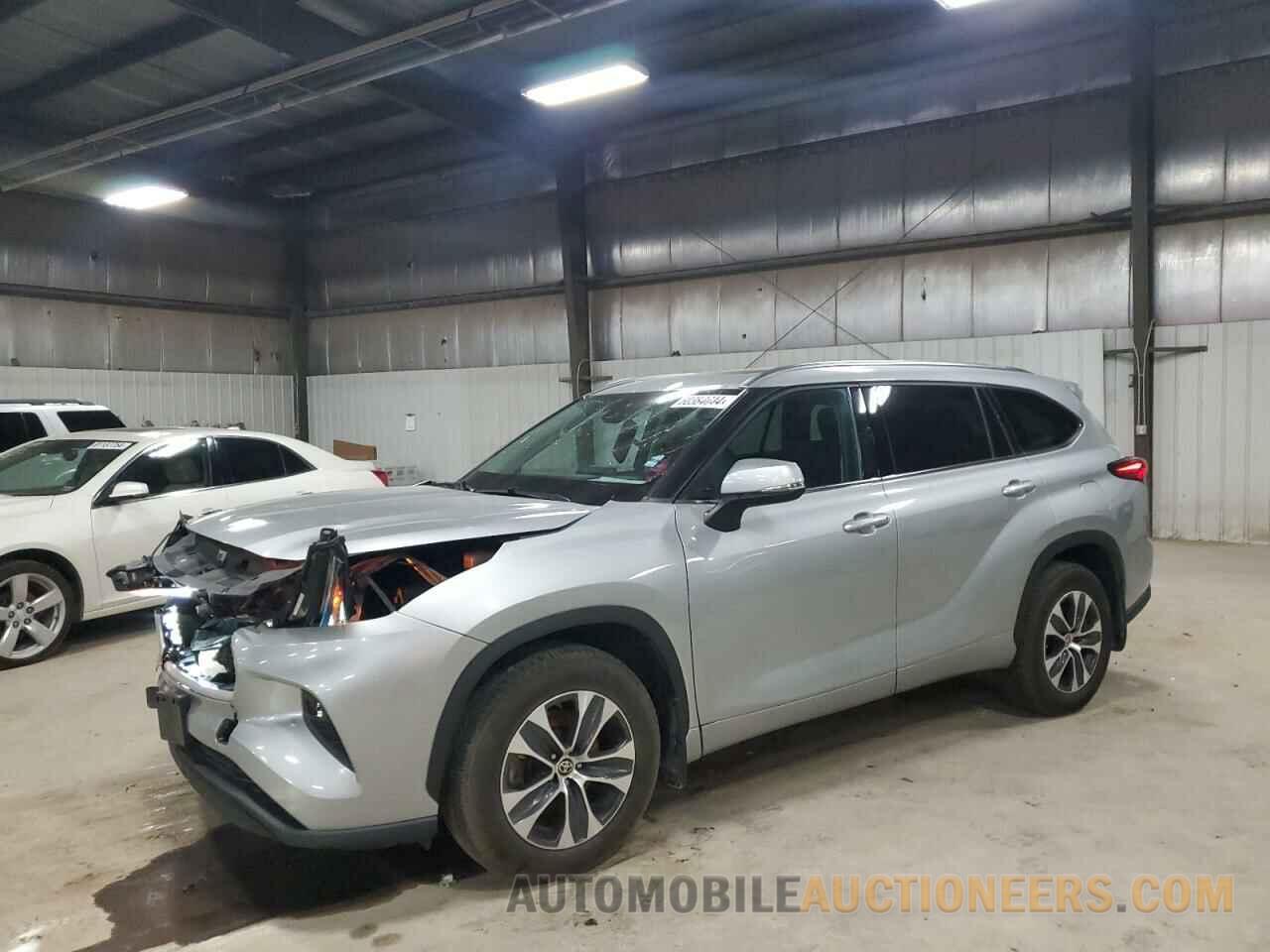 5TDGZRBH2MS076334 TOYOTA HIGHLANDER 2021