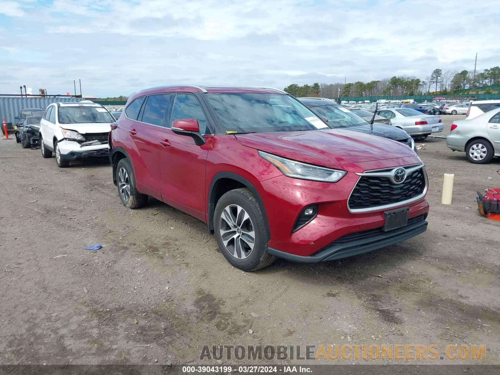 5TDGZRBH2MS105802 TOYOTA HIGHLANDER 2021