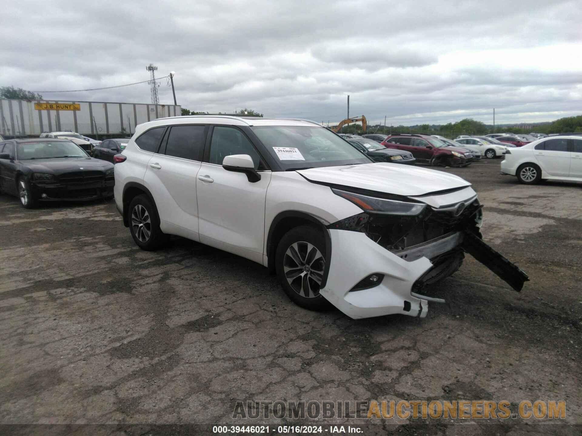 5TDGZRBH2MS134538 TOYOTA HIGHLANDER 2021