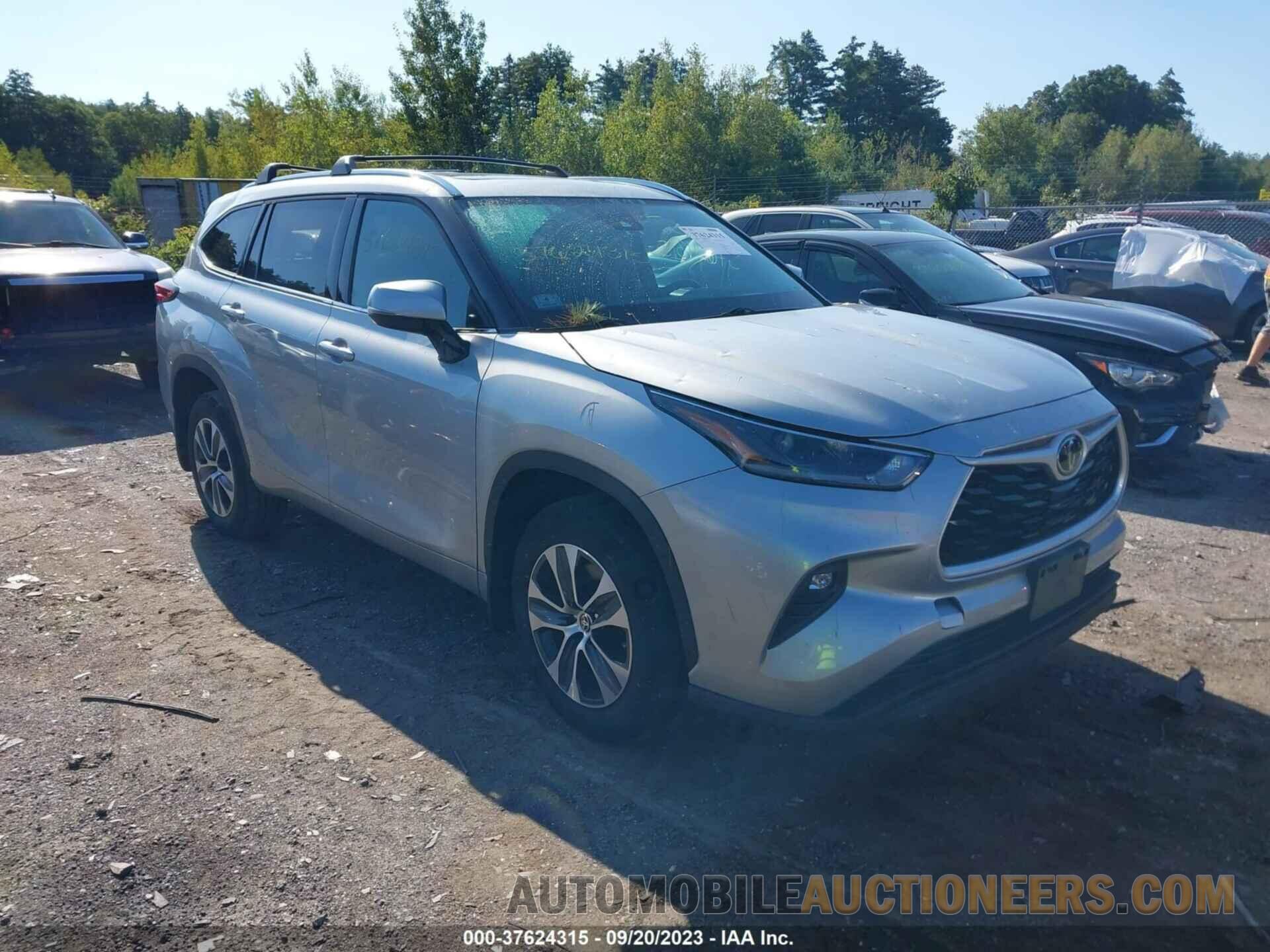 5TDGZRBH2MS529481 TOYOTA HIGHLANDER 2021