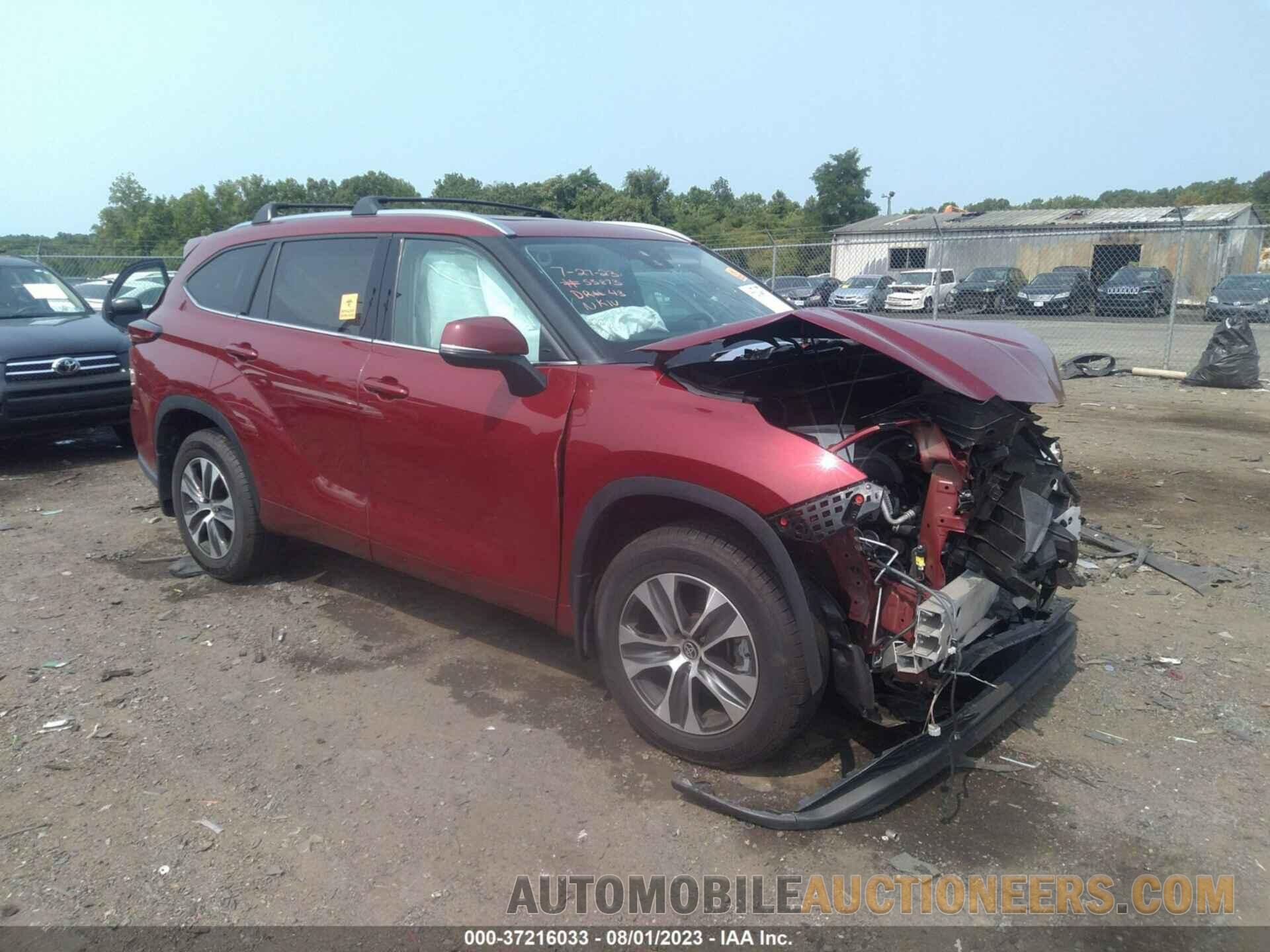 5TDGZRBH2MS533708 TOYOTA HIGHLANDER 2021