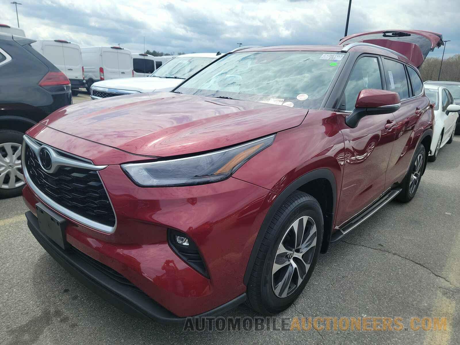 5TDGZRBH2MS534468 Toyota Highlander 2021