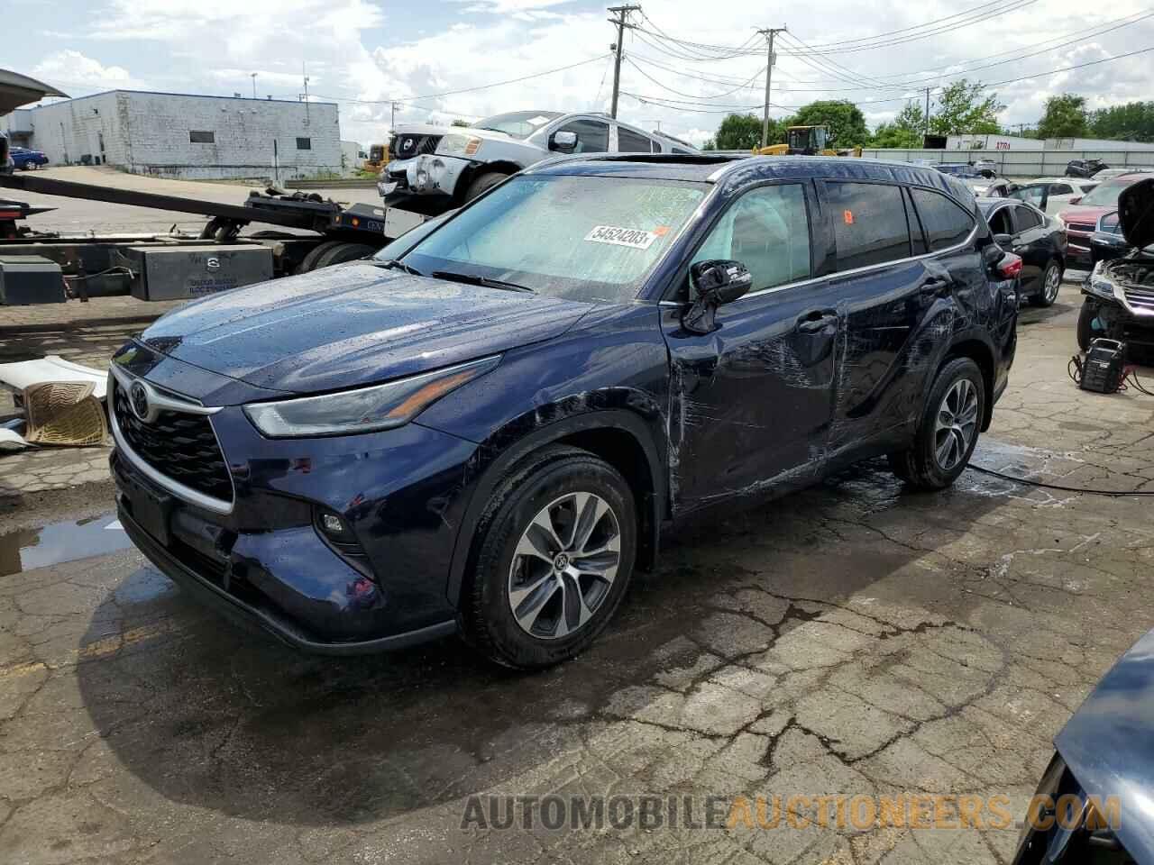 5TDGZRBH2MS538245 TOYOTA HIGHLANDER 2021