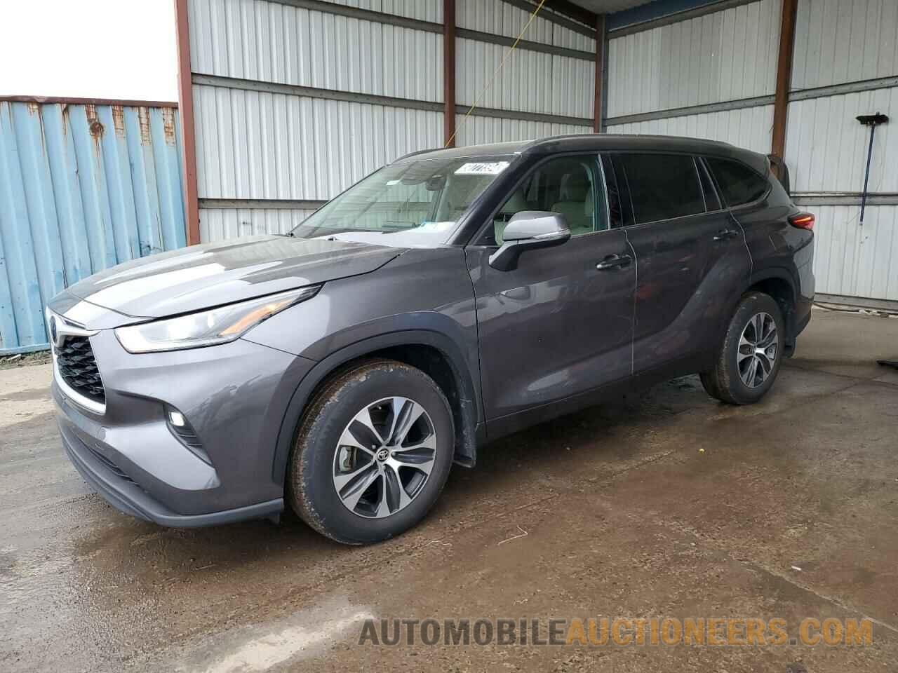 5TDGZRBH2MS538715 TOYOTA HIGHLANDER 2021