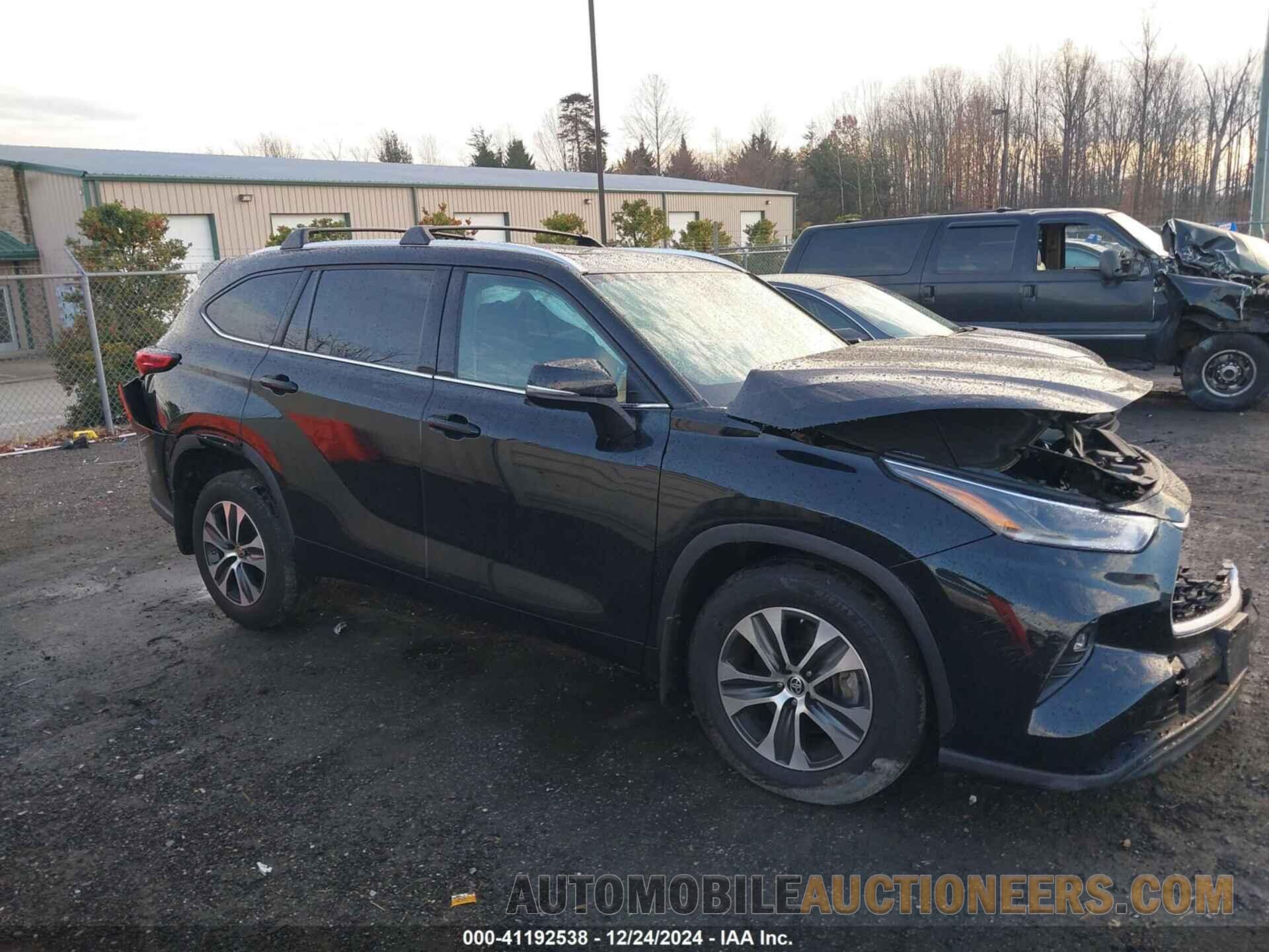 5TDGZRBH2MS556826 TOYOTA HIGHLANDER 2021