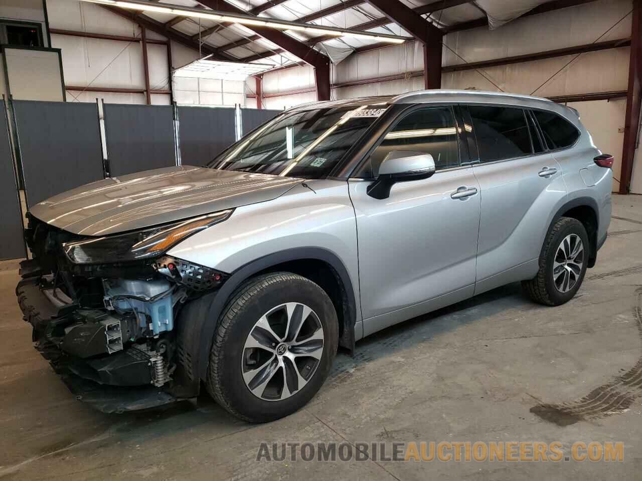 5TDGZRBH2NS201141 TOYOTA HIGHLANDER 2022