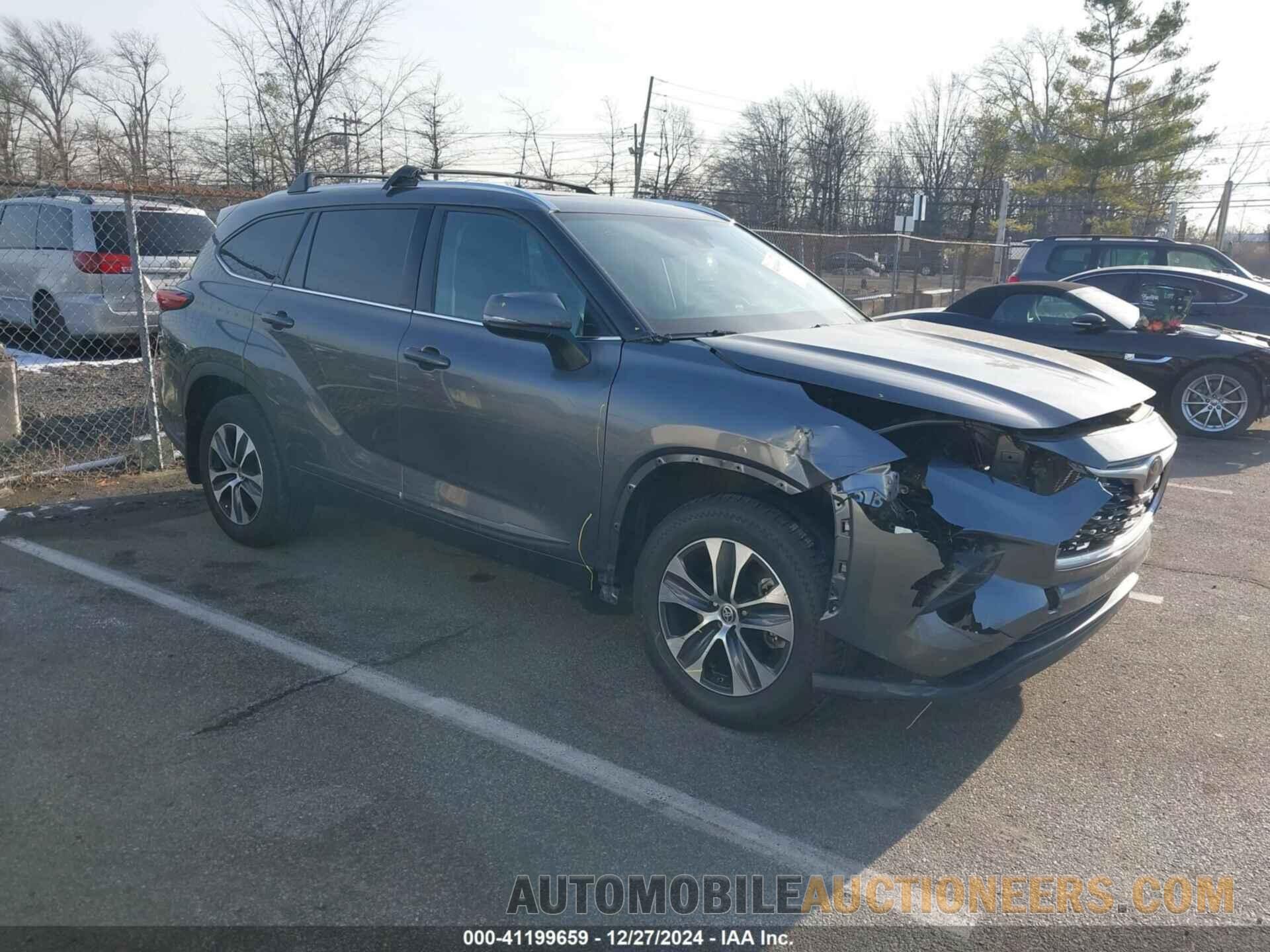 5TDGZRBH3MS073670 TOYOTA HIGHLANDER 2021