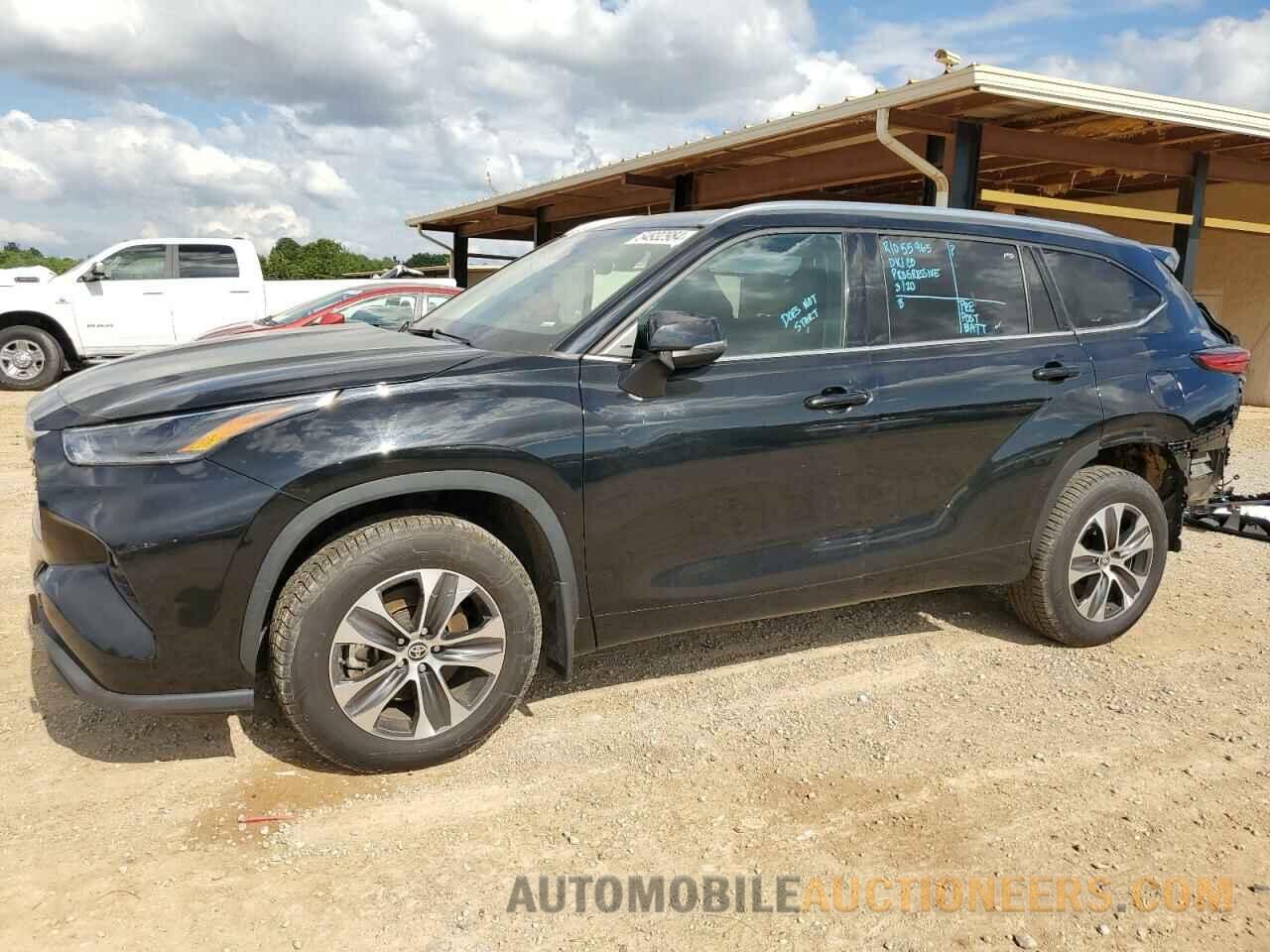 5TDGZRBH3MS530588 TOYOTA HIGHLANDER 2021