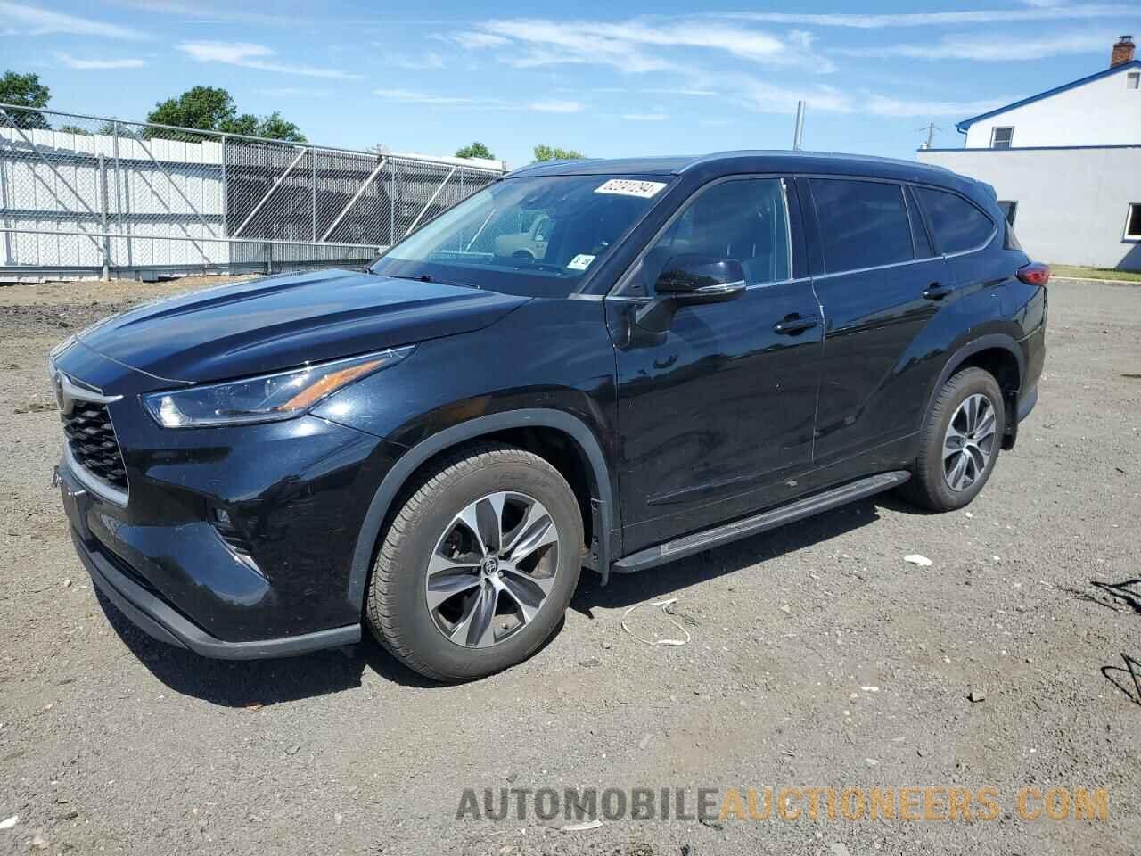 5TDGZRBH3MS535788 TOYOTA HIGHLANDER 2021