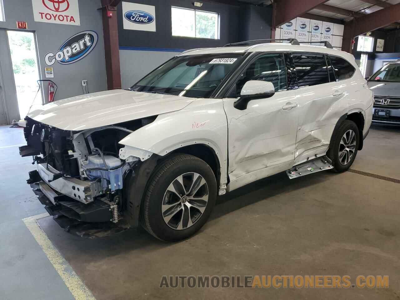 5TDGZRBH3MS545494 TOYOTA HIGHLANDER 2021