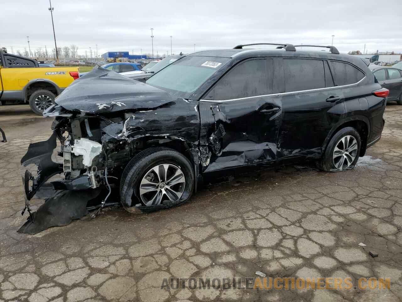 5TDGZRBH3NS182339 TOYOTA HIGHLANDER 2022