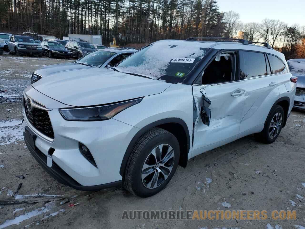 5TDGZRBH3NS252647 TOYOTA HIGHLANDER 2022