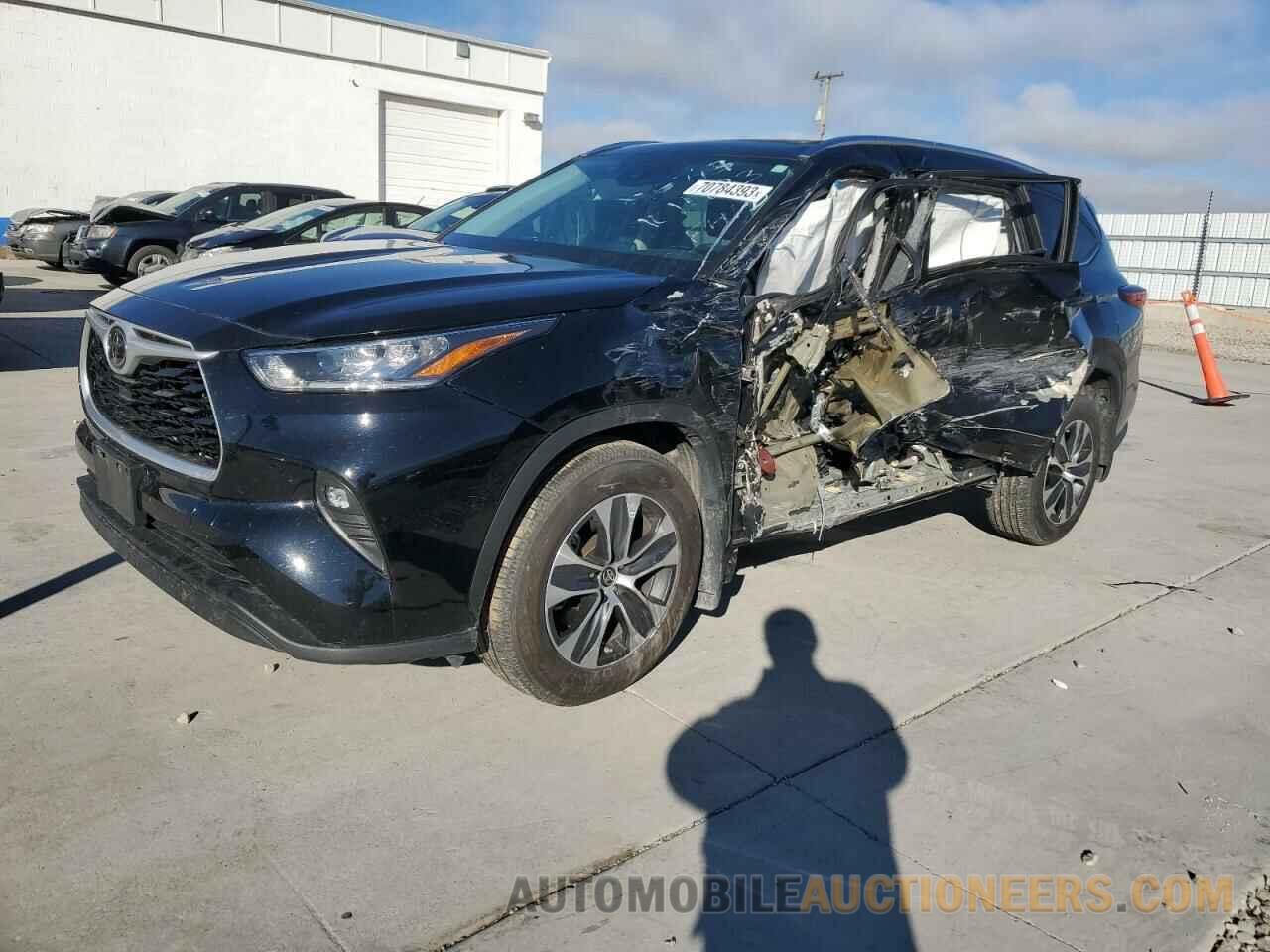 5TDGZRBH4LS521137 TOYOTA HIGHLANDER 2020