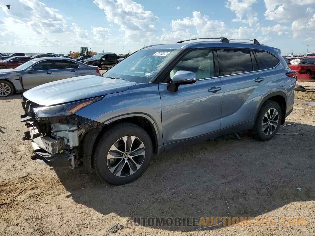 5TDGZRBH4NS171480 TOYOTA HIGHLANDER 2022