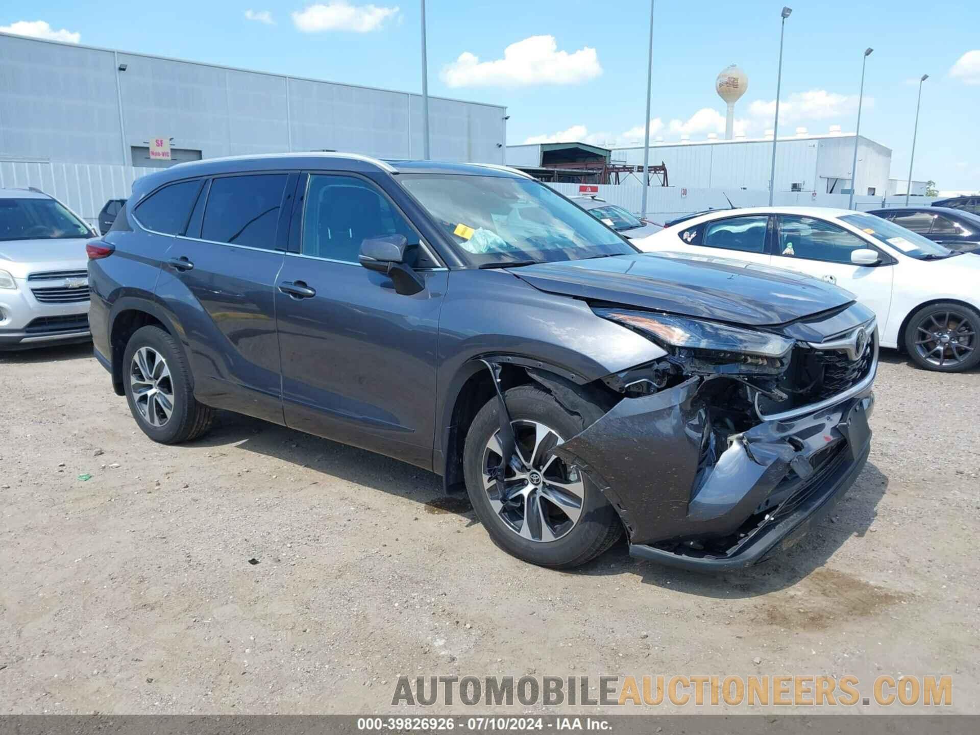 5TDGZRBH4NS178686 TOYOTA HIGHLANDER 2022