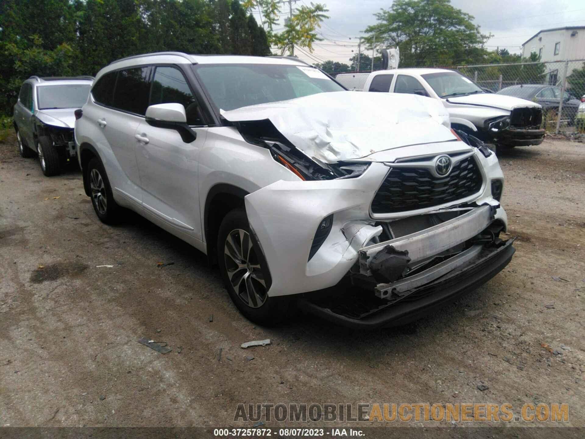 5TDGZRBH4NS227062 TOYOTA HIGHLANDER 2022