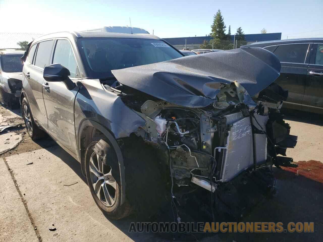 5TDGZRBH4NS578893 TOYOTA HIGHLANDER 2022