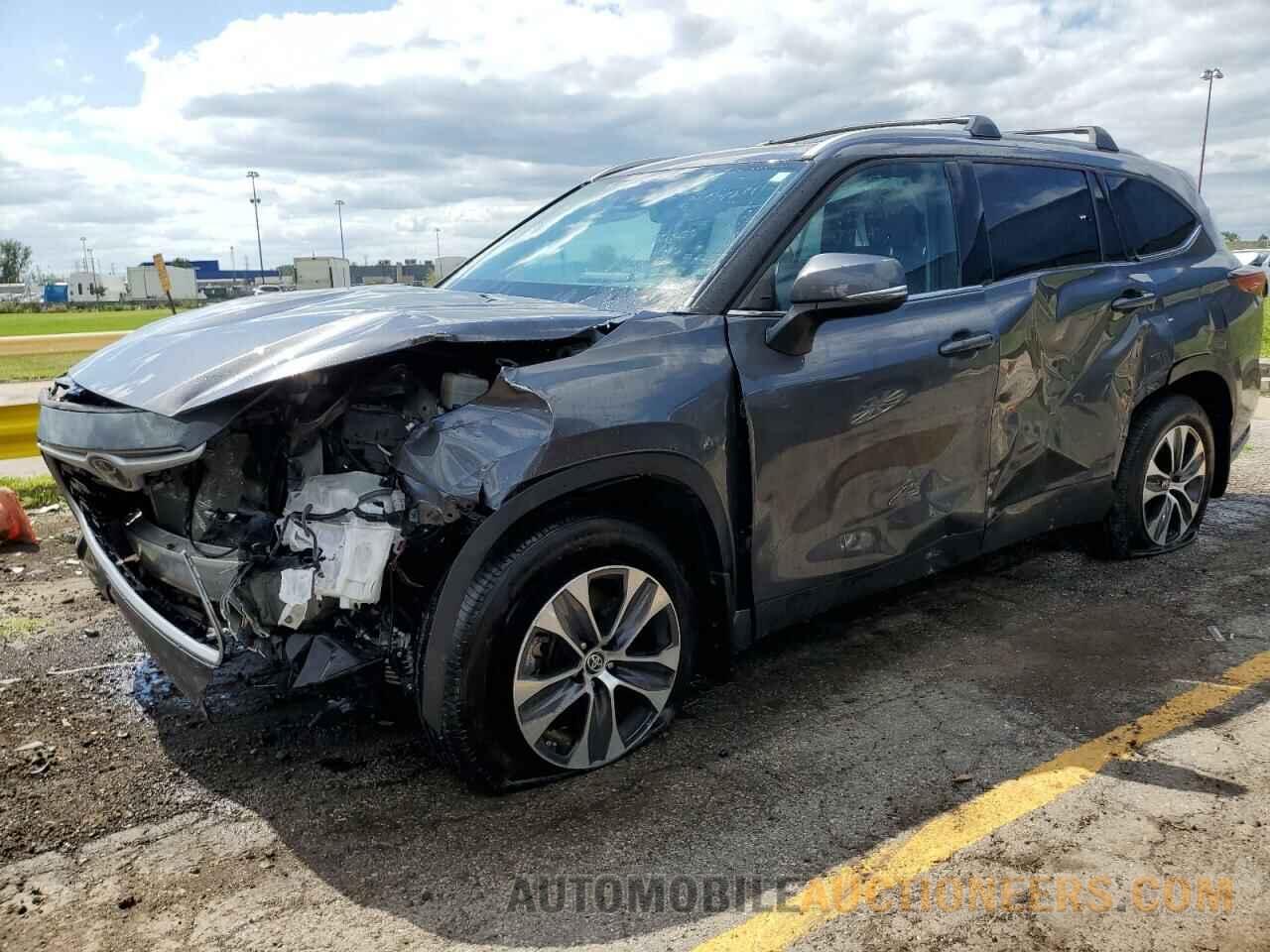 5TDGZRBH4NS587884 TOYOTA HIGHLANDER 2022