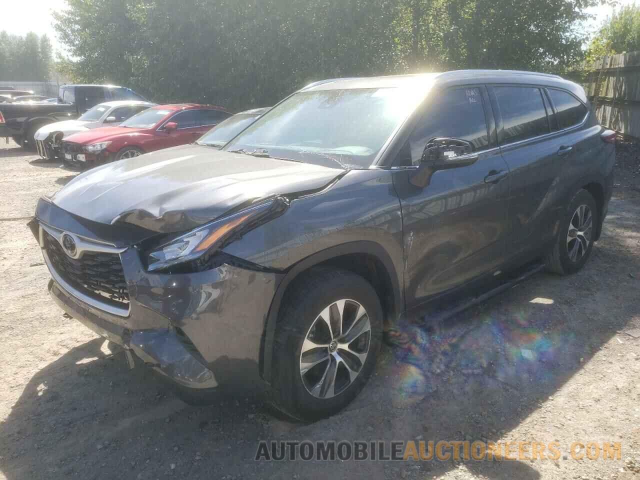 5TDGZRBH5LS521874 TOYOTA HIGHLANDER 2020