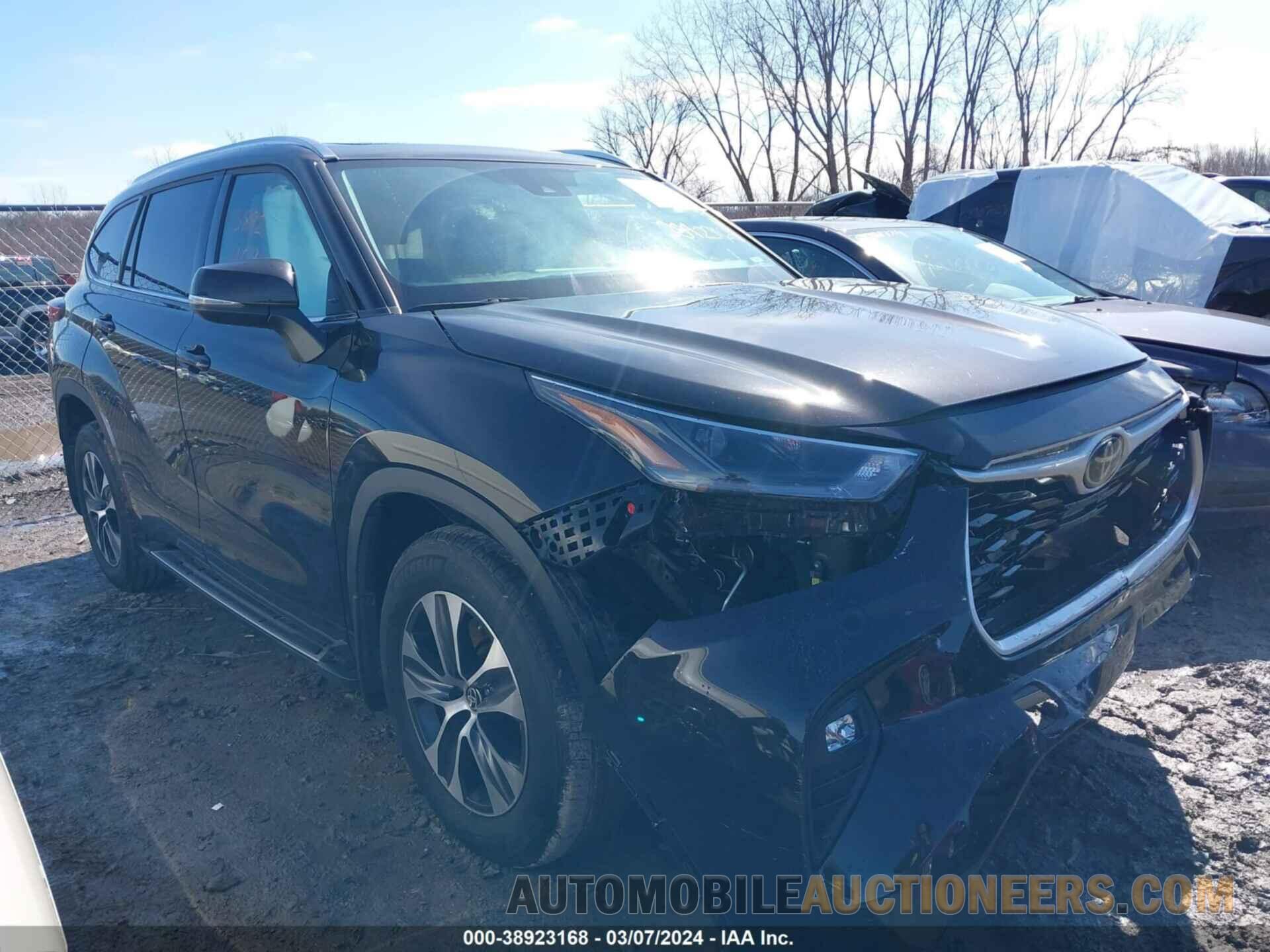 5TDGZRBH5MS072598 TOYOTA HIGHLANDER 2021