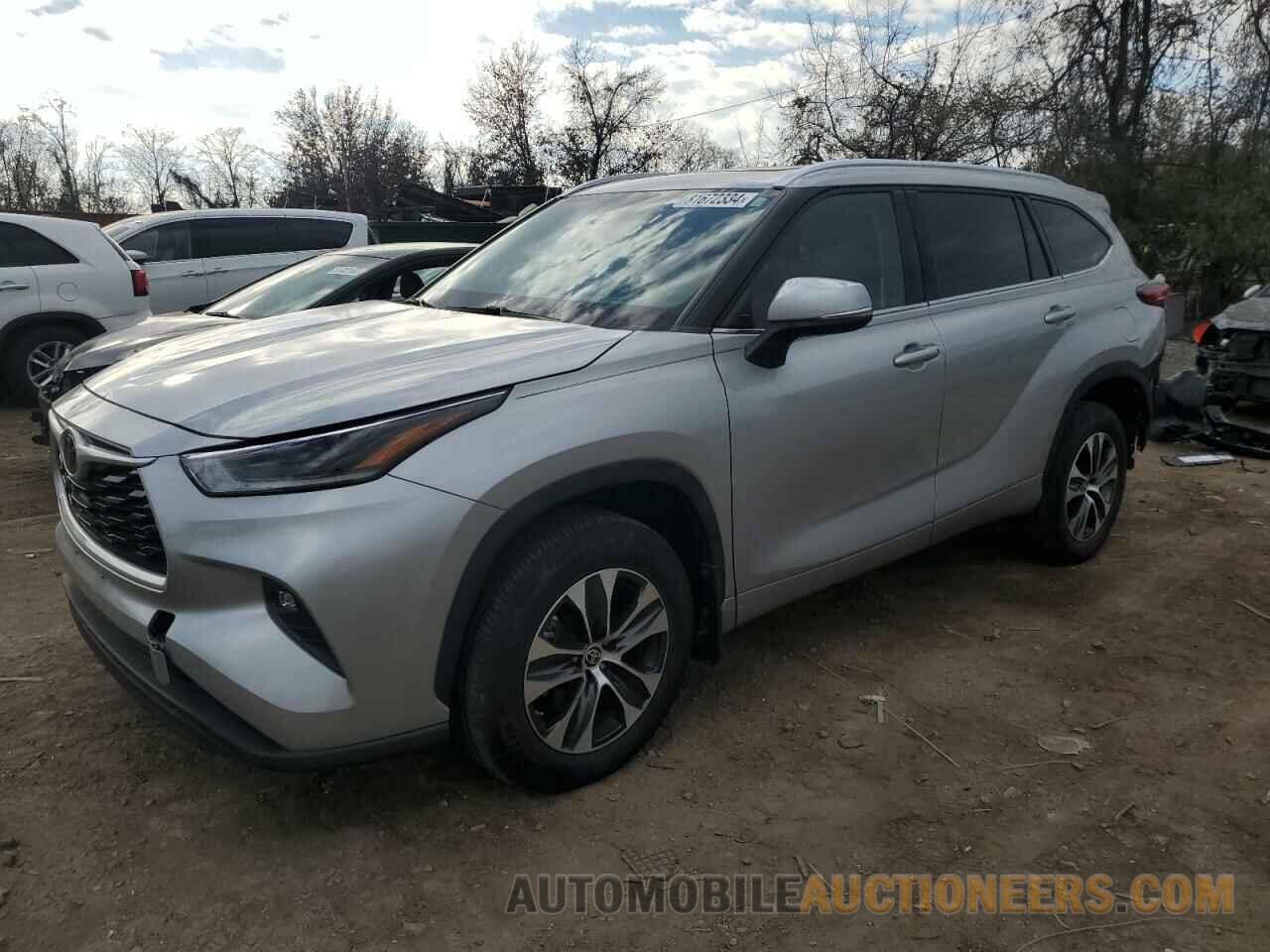 5TDGZRBH5MS142228 TOYOTA HIGHLANDER 2021