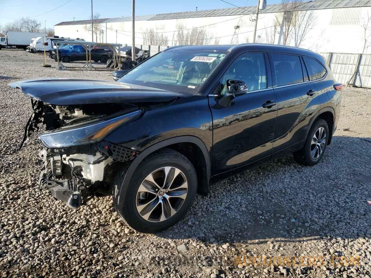 5TDGZRBH5NS246025 TOYOTA HIGHLANDER 2022