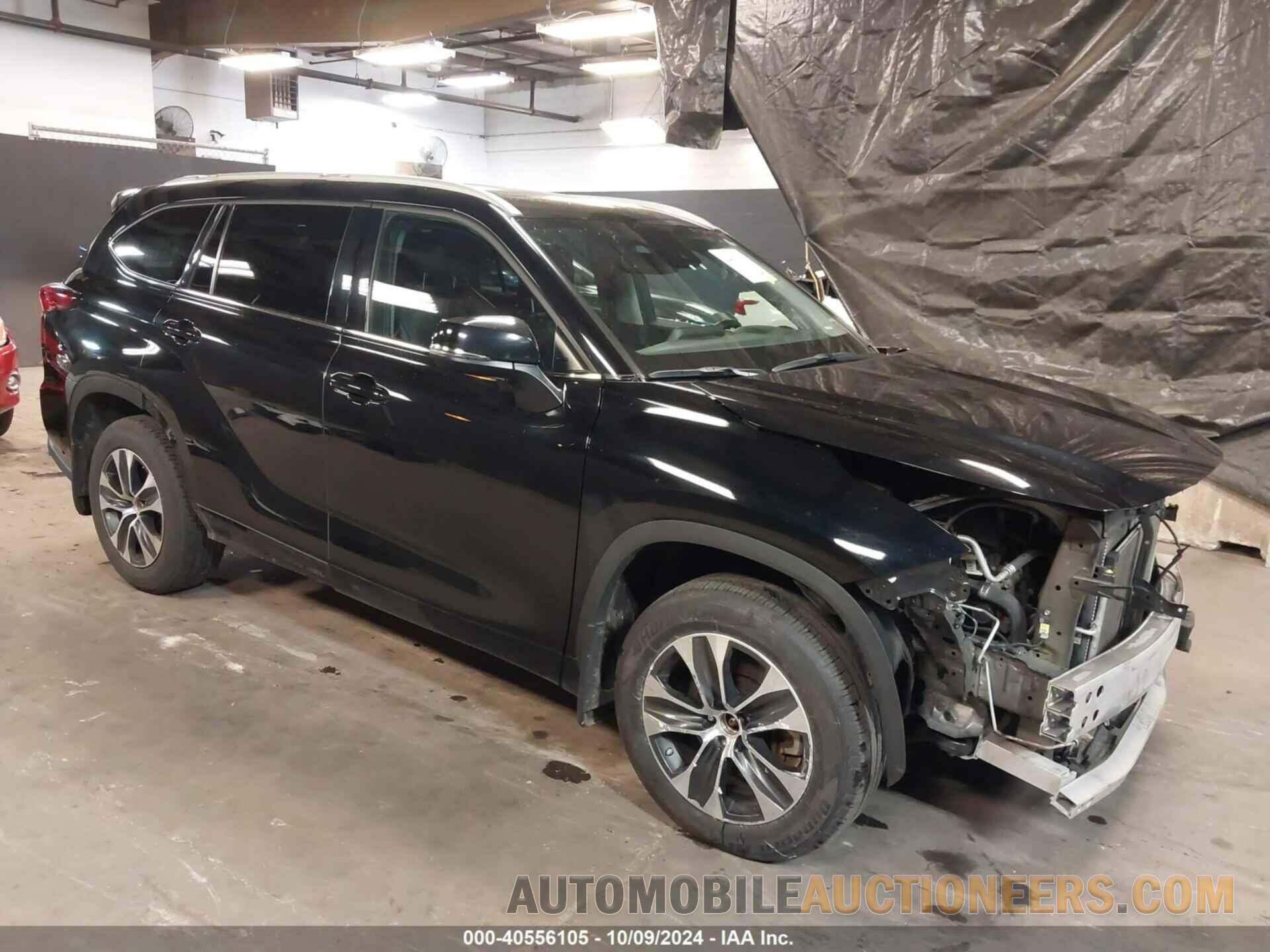 5TDGZRBH5NS582385 TOYOTA HIGHLANDER 2022