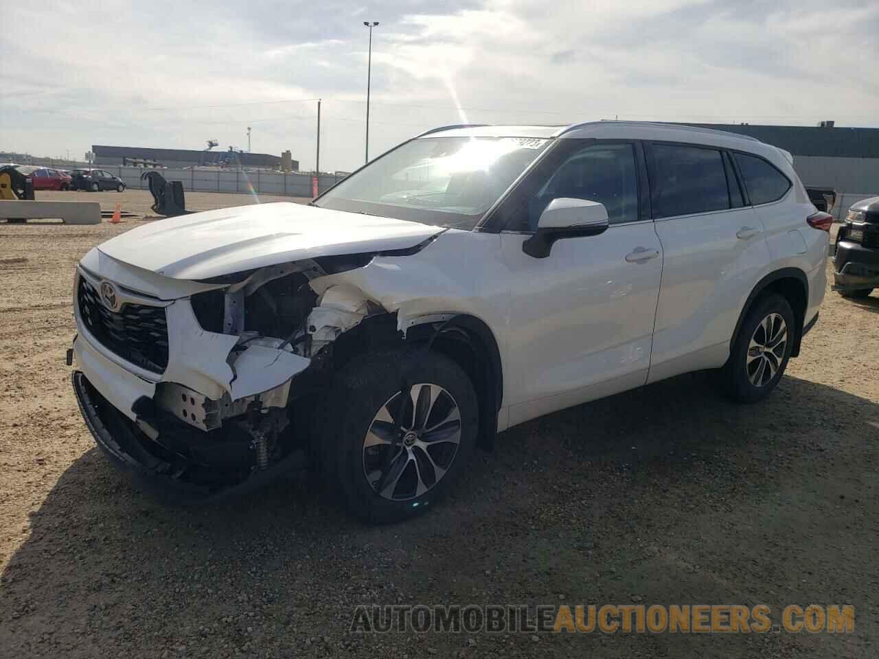 5TDGZRBH6LS038958 TOYOTA HIGHLANDER 2020