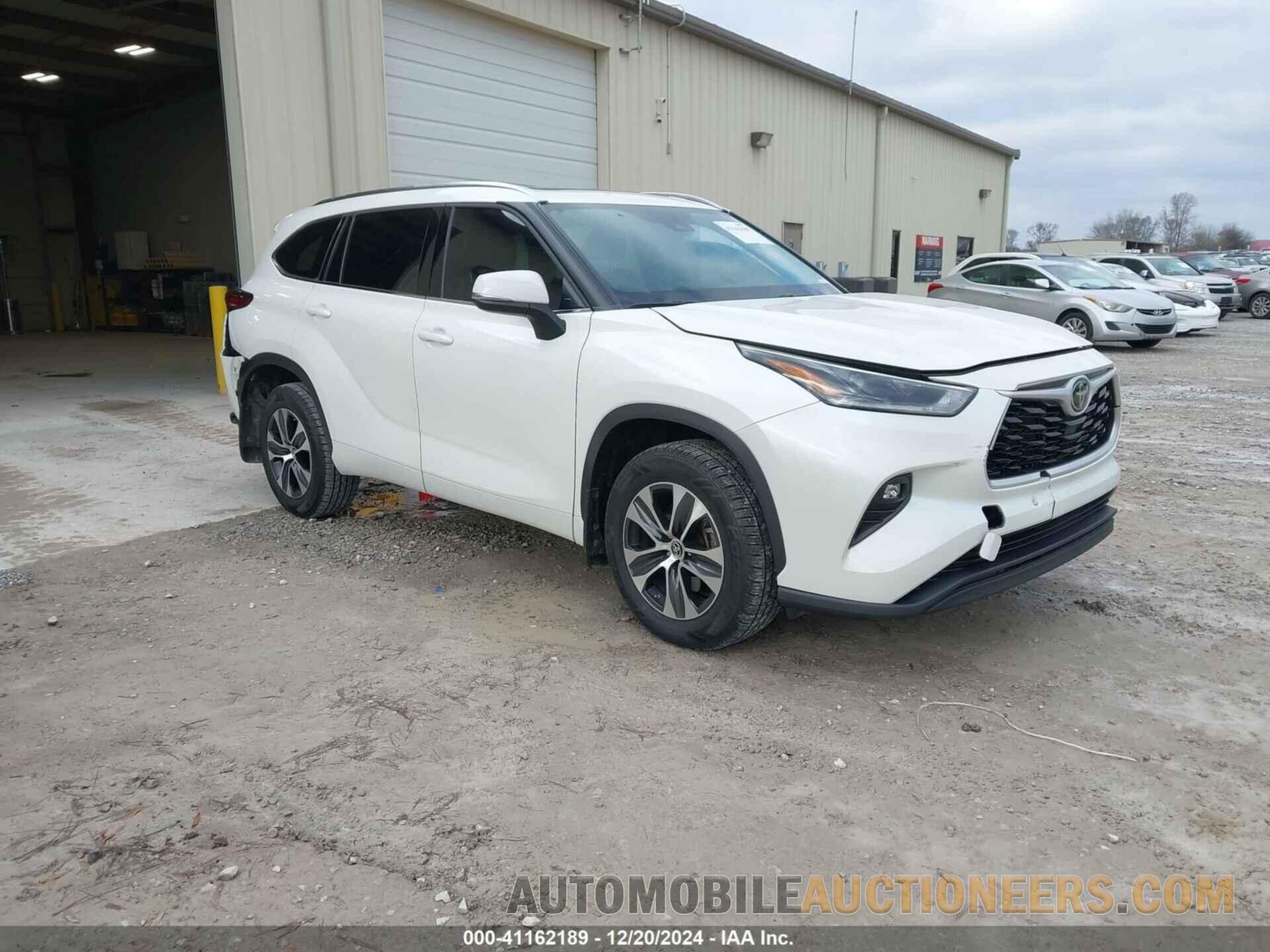 5TDGZRBH6MS113921 TOYOTA HIGHLANDER 2021