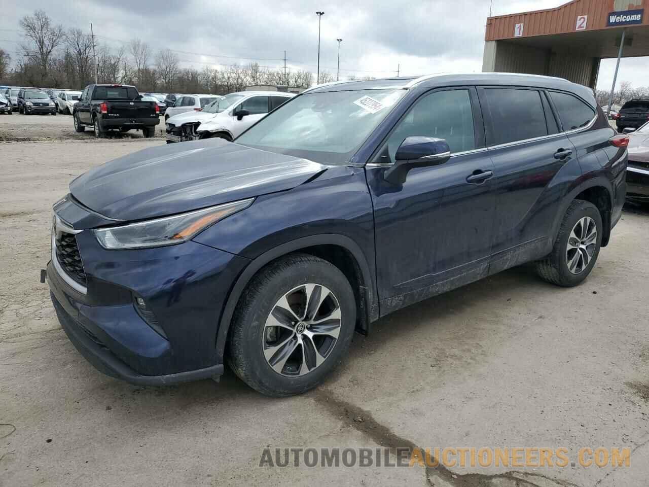 5TDGZRBH6MS140438 TOYOTA HIGHLANDER 2021