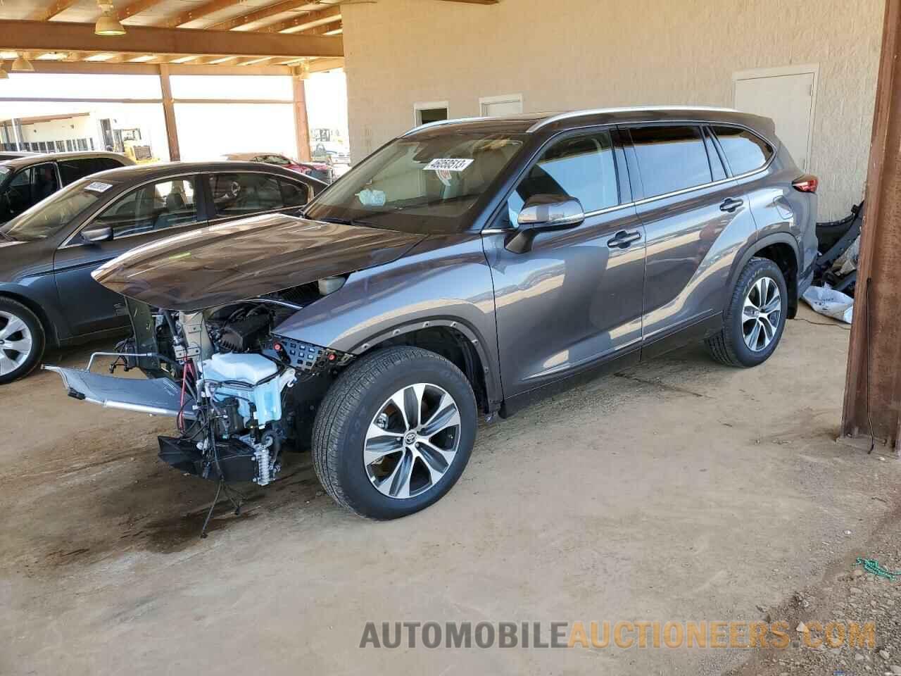 5TDGZRBH6NS239214 TOYOTA HIGHLANDER 2022