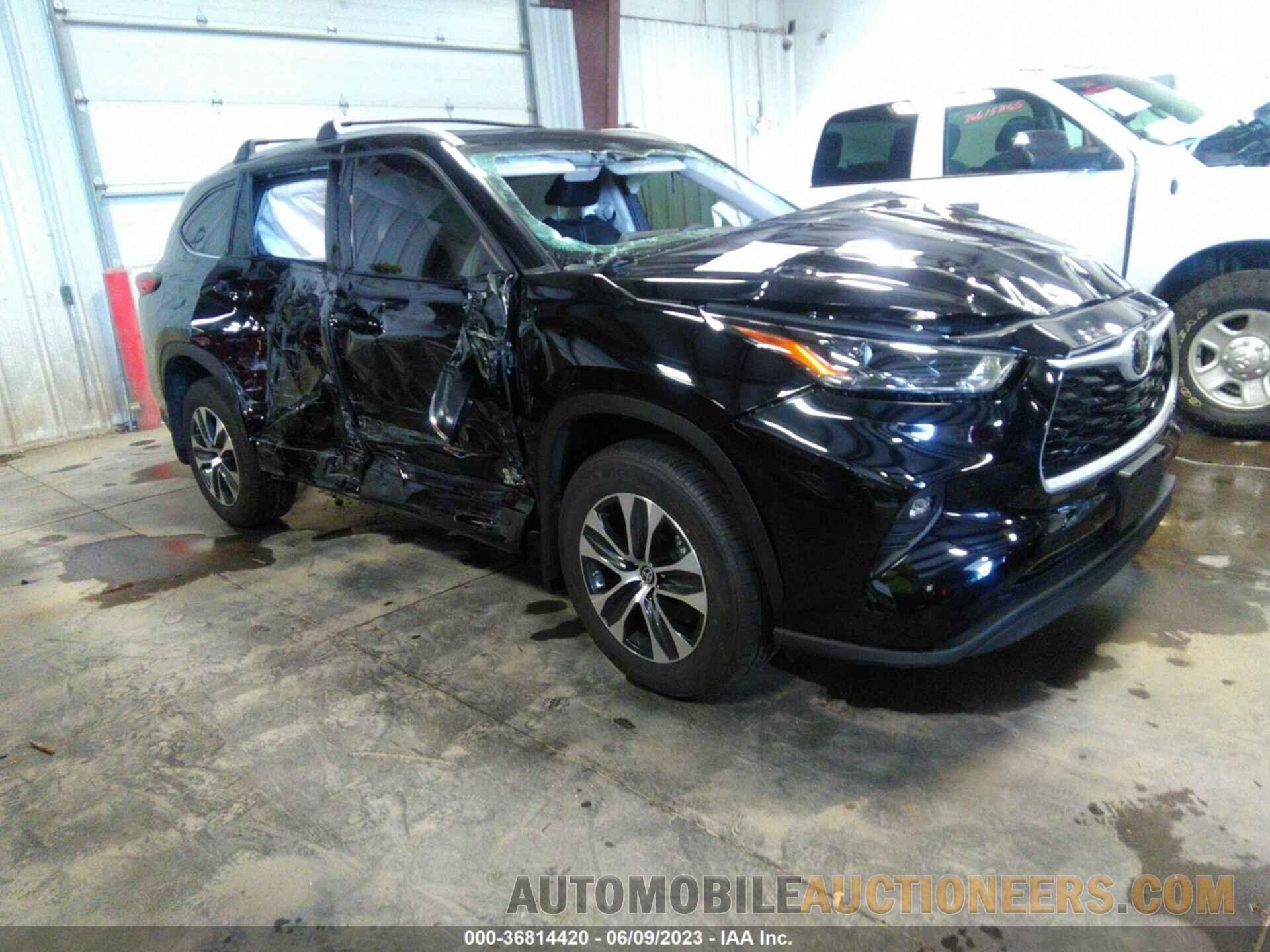 5TDGZRBH6NS240072 TOYOTA HIGHLANDER 2022