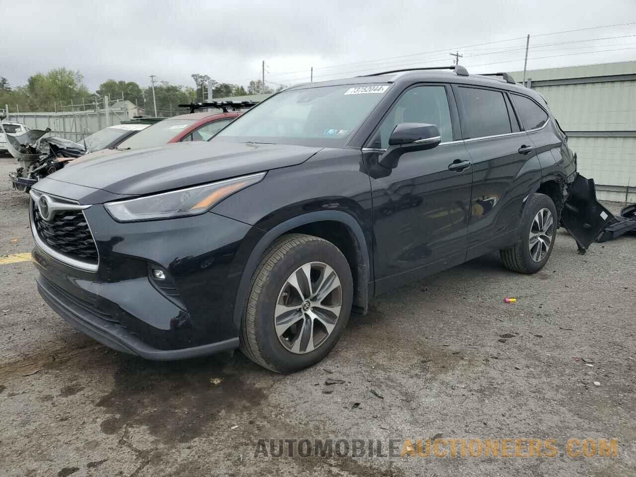 5TDGZRBH6NS591676 TOYOTA HIGHLANDER 2022