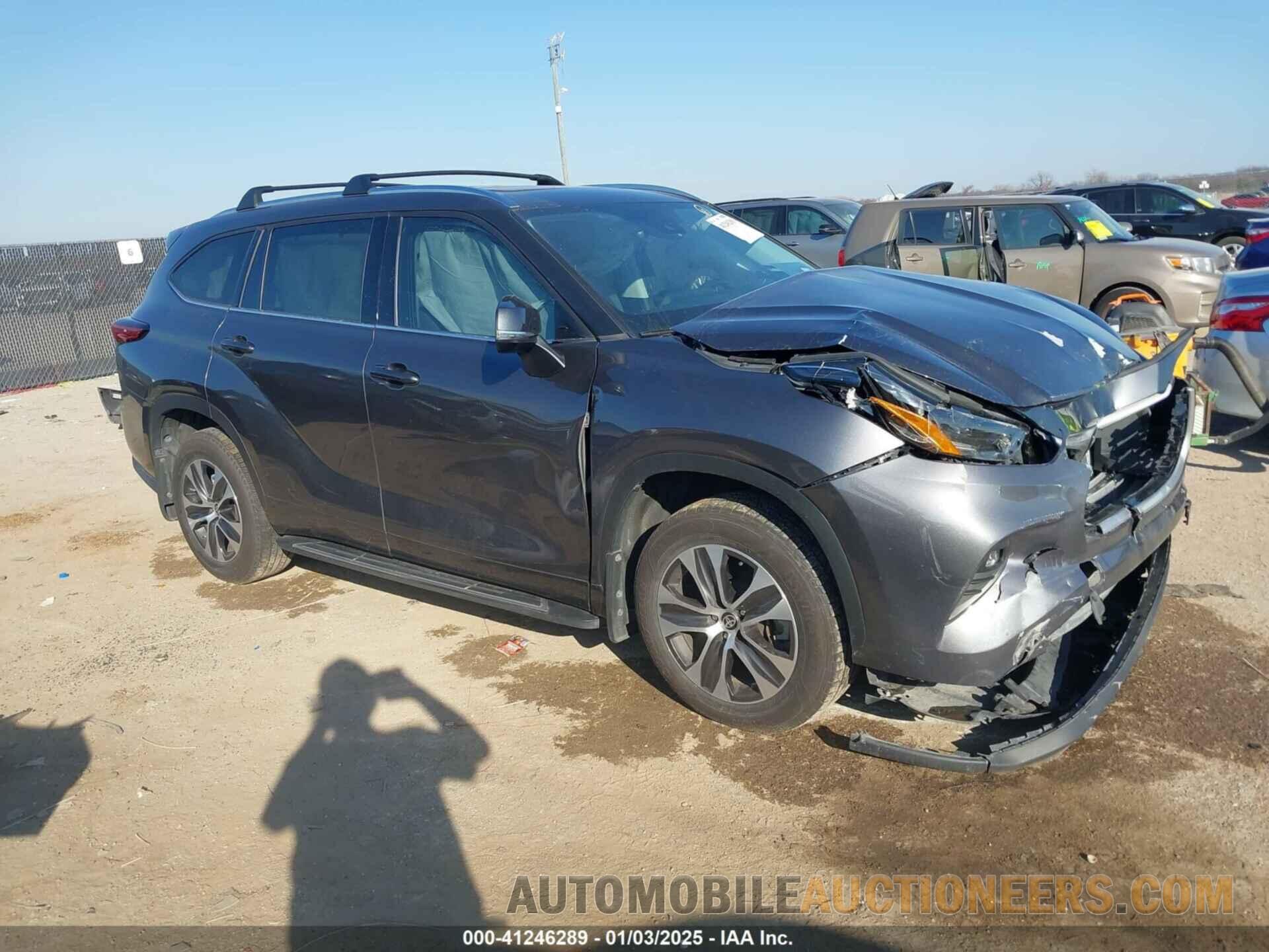 5TDGZRBH7MS540086 TOYOTA HIGHLANDER 2021