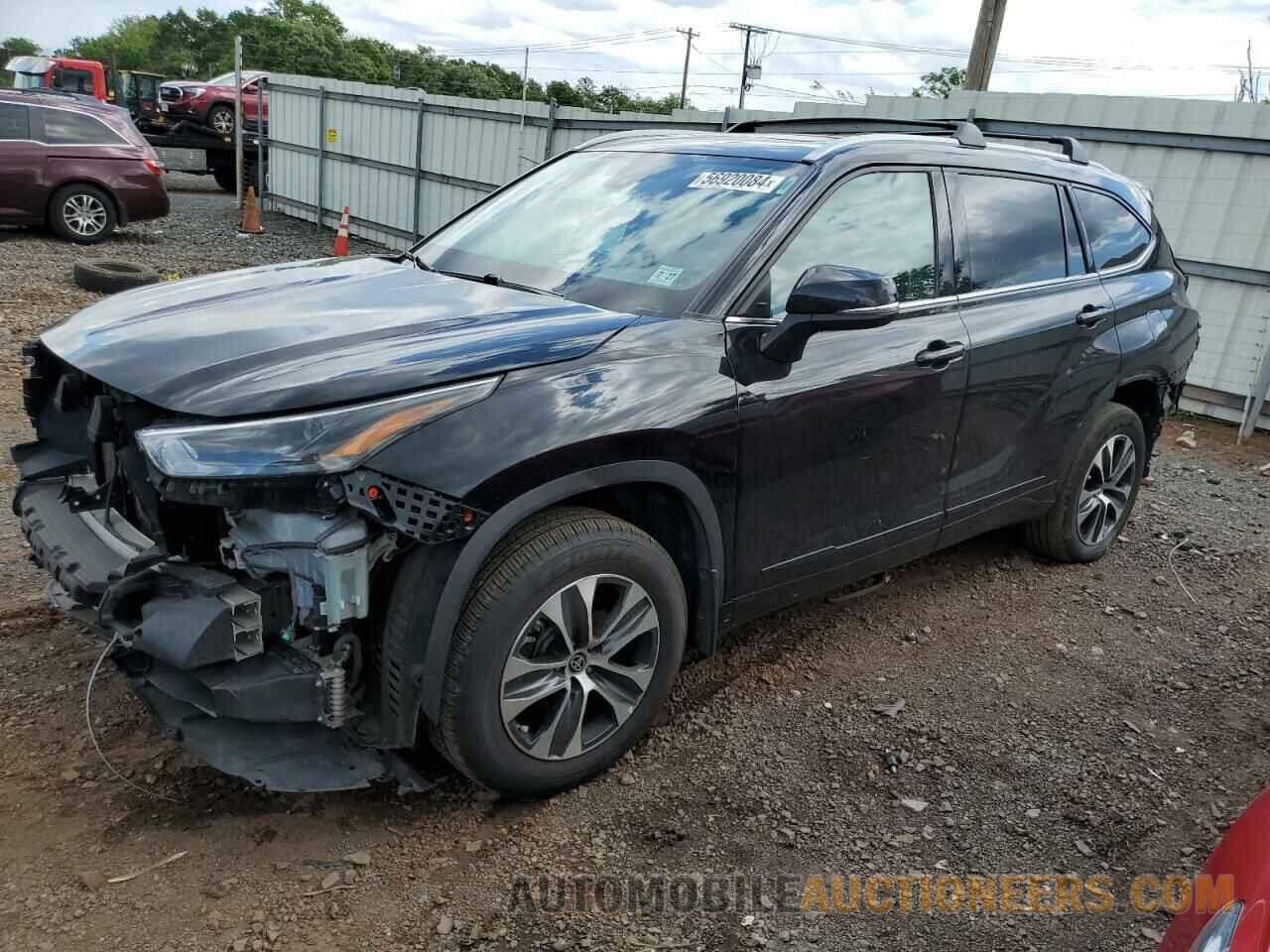 5TDGZRBH7NS583229 TOYOTA HIGHLANDER 2022