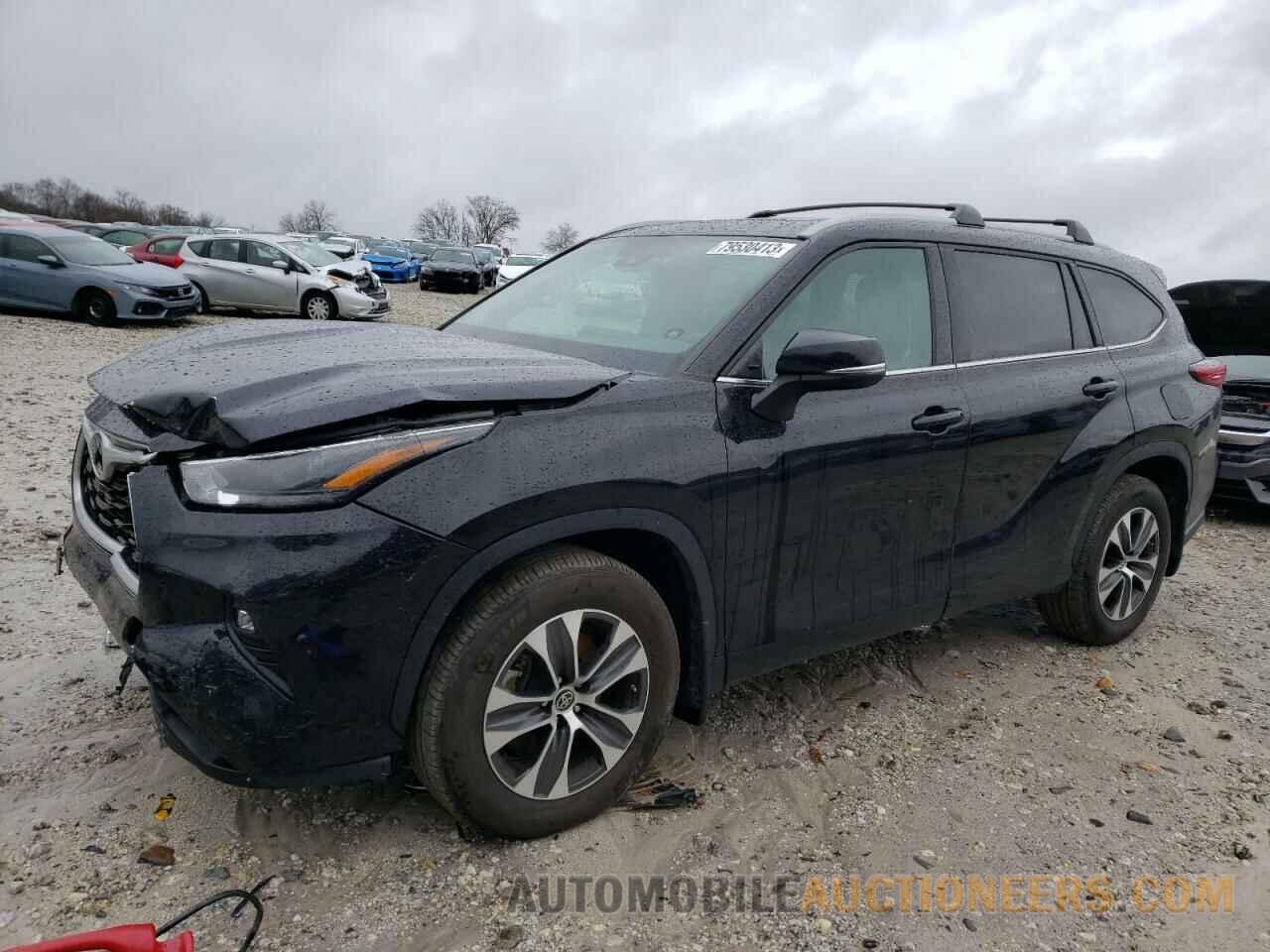 5TDGZRBH7NS586261 TOYOTA HIGHLANDER 2022