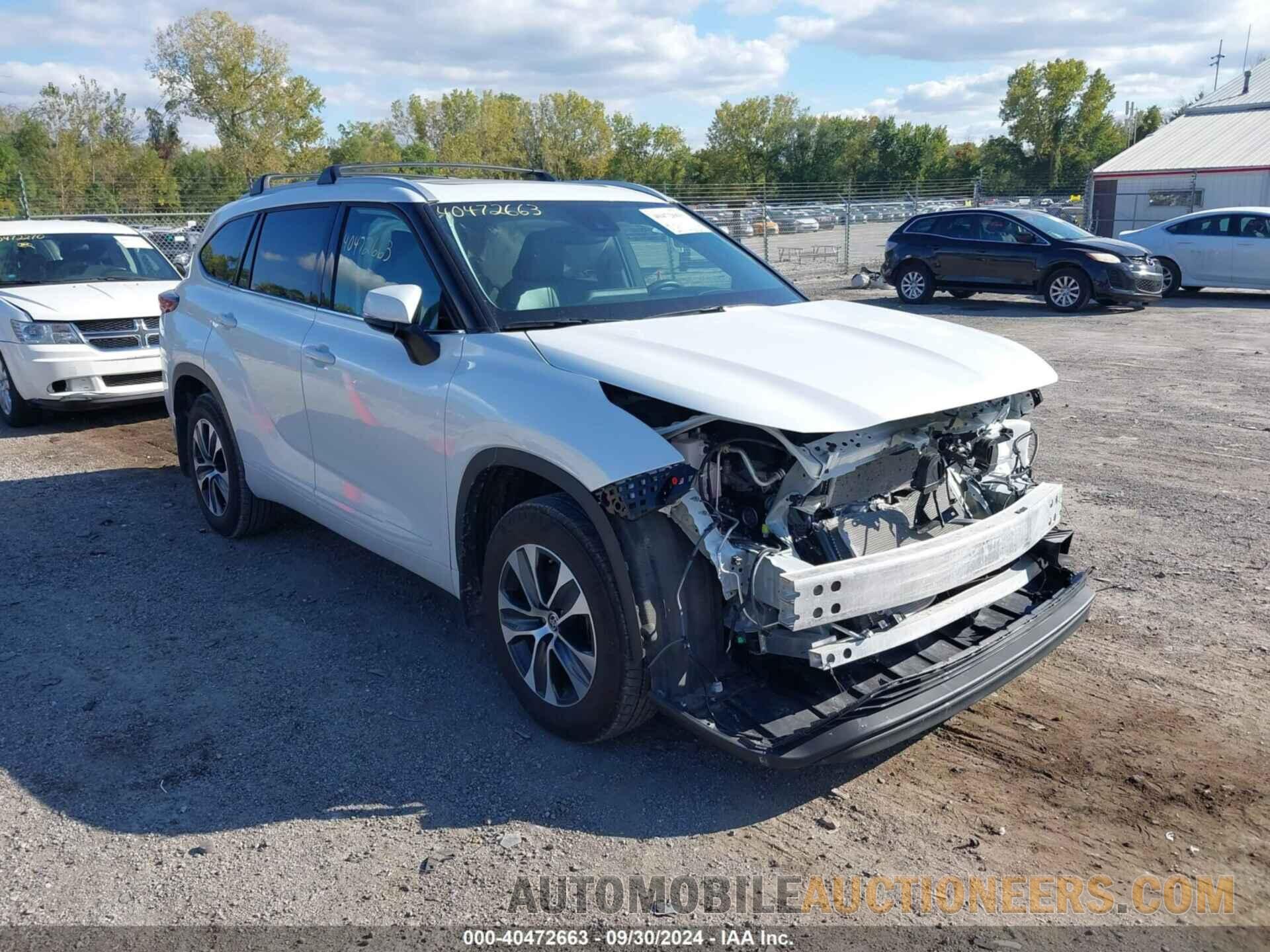 5TDGZRBH7NS595106 TOYOTA HIGHLANDER 2022